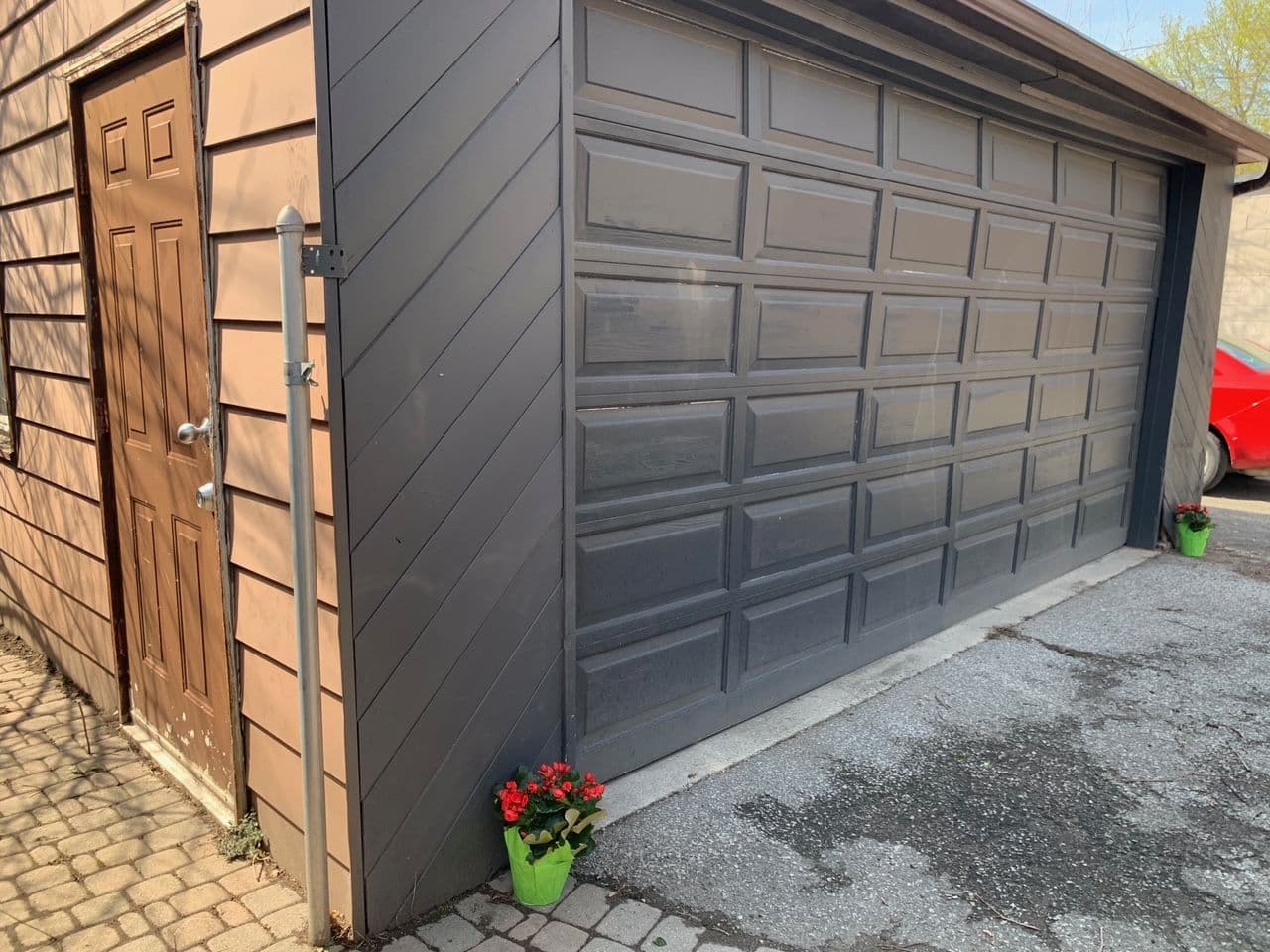 340 Pacific Avenue Garage, Toronto W02, ON M6P 2R1