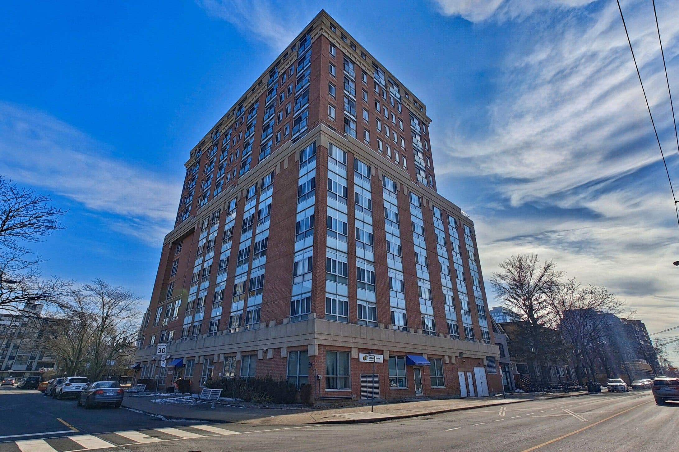 15 Maplewood Avenue PH6, Toronto C03, ON M6C 4B4