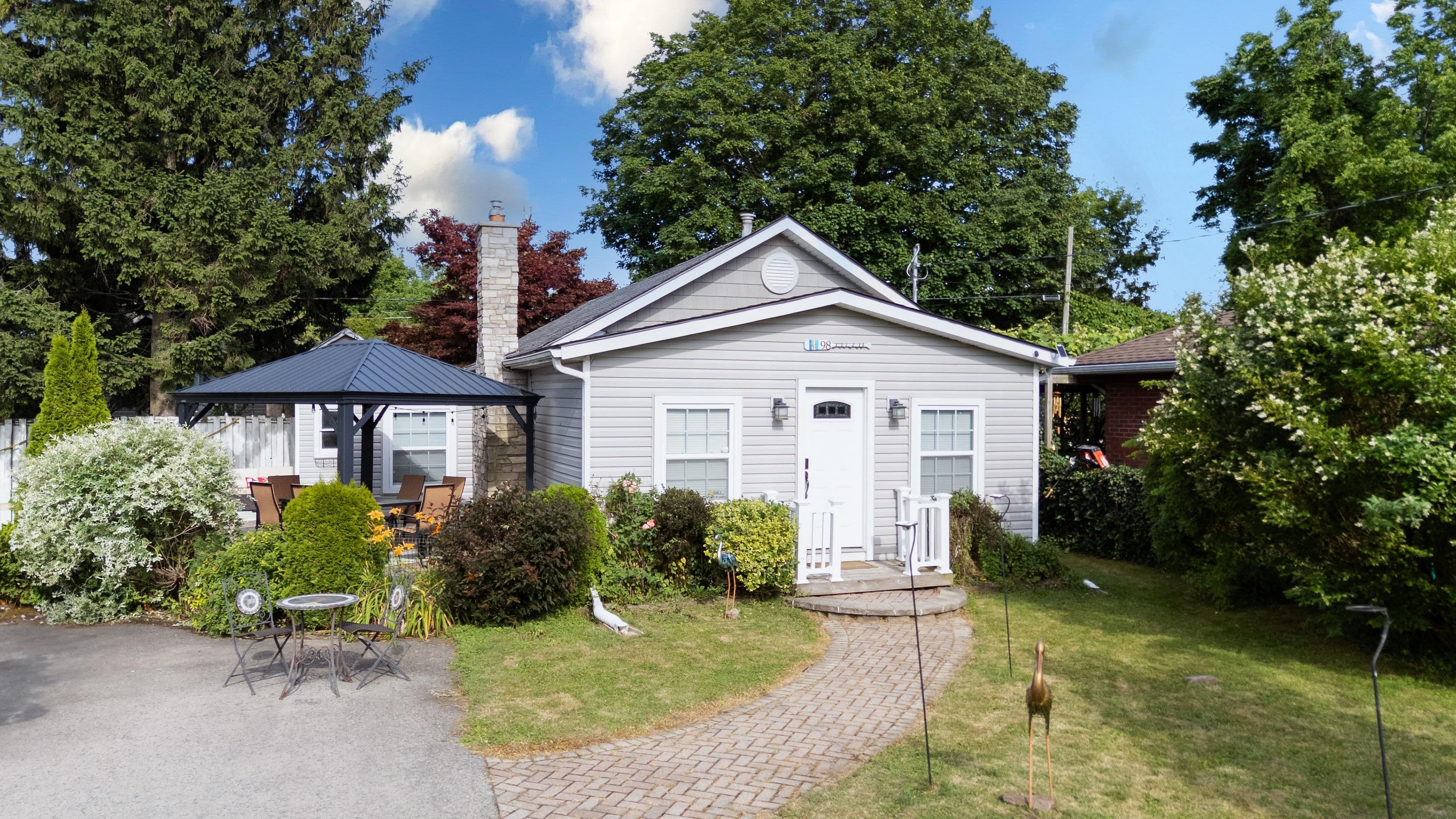 98 Haun Road, Fort Erie, ON L0S 1B0