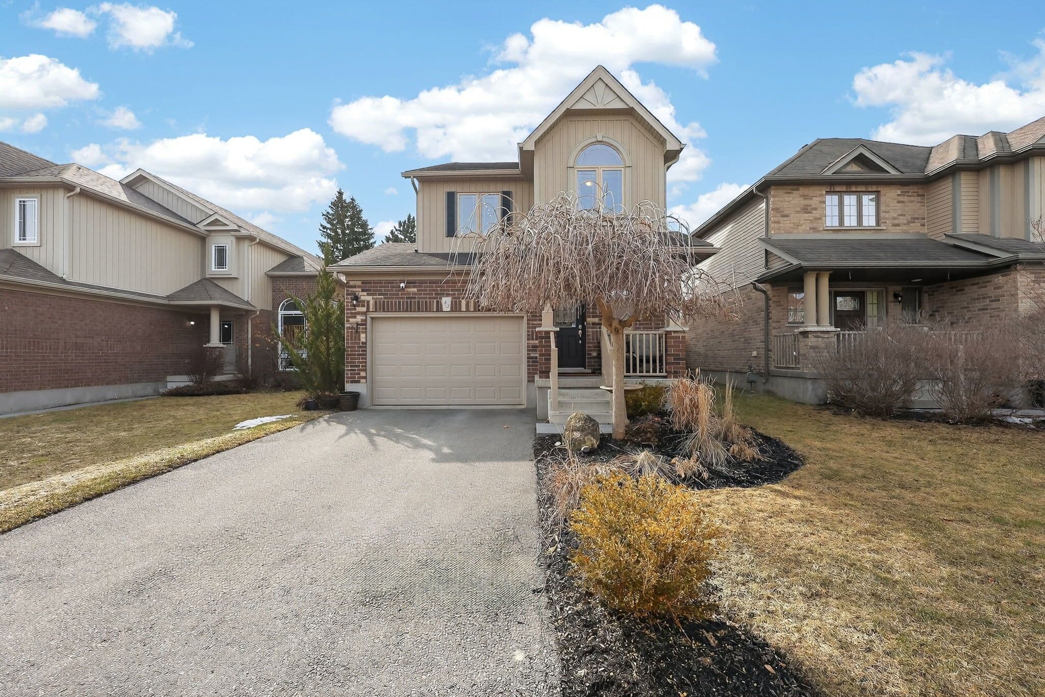 43 Burt Avenue, New Tecumseth, ON L9R 0G8