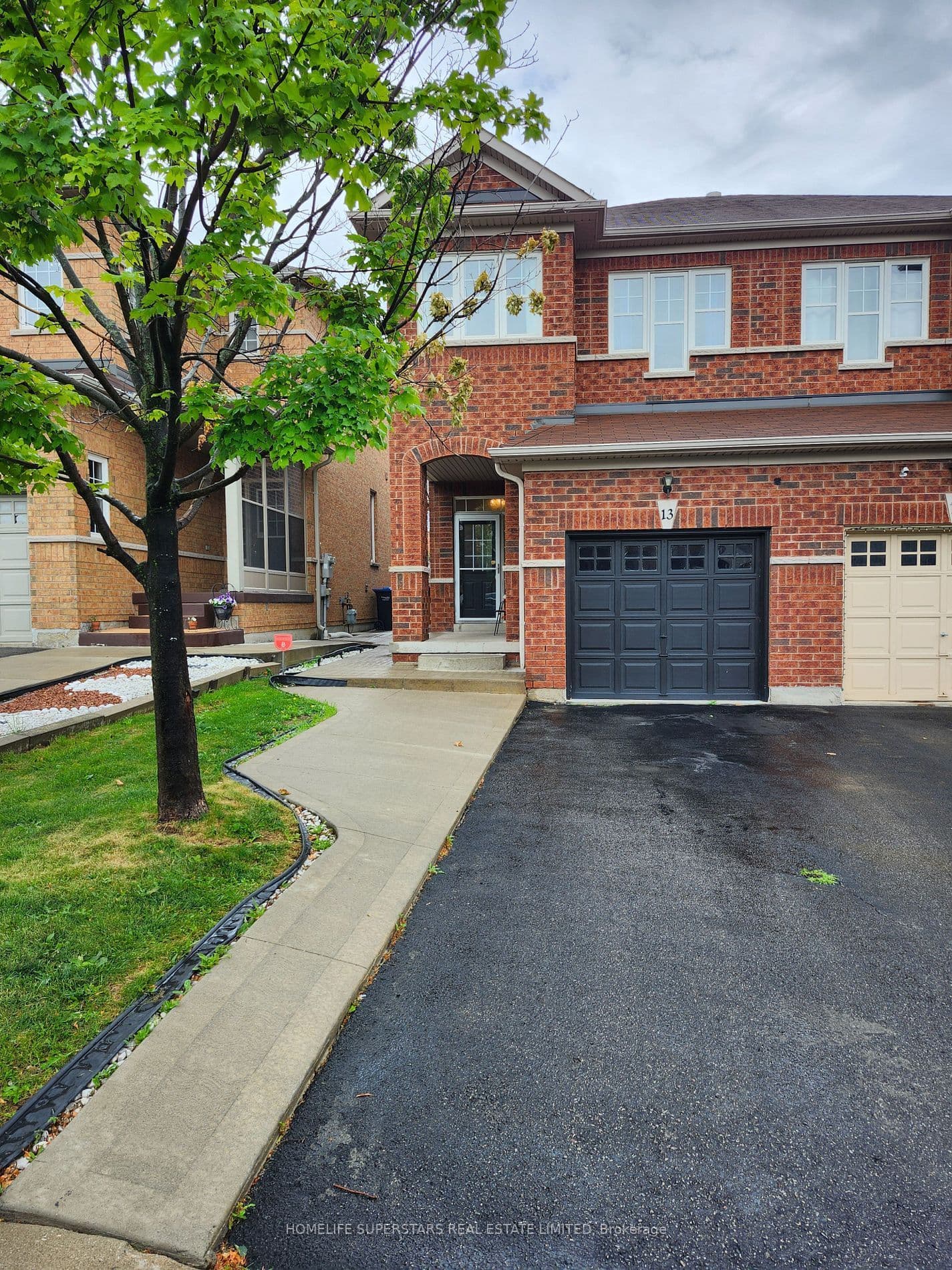 13 Rocky Point Crescent, Brampton, ON L6V 4R7