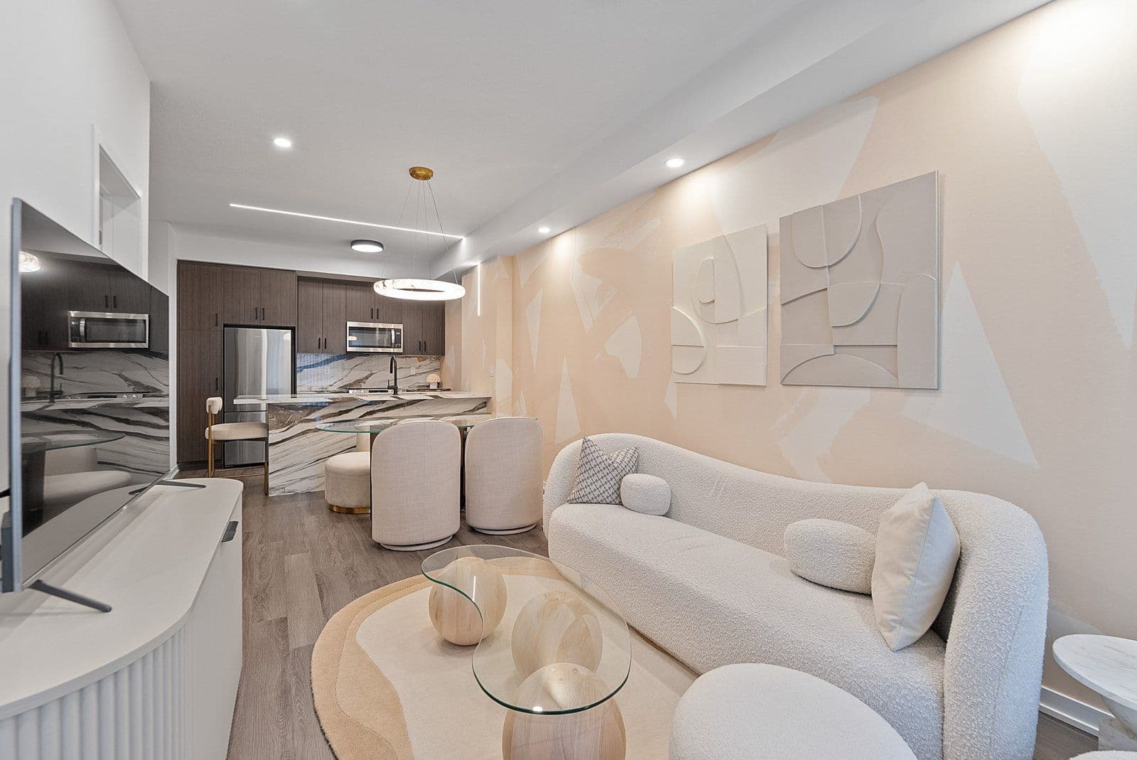 30 William Jackson Way TH114, Toronto W06, ON M8V 0J7