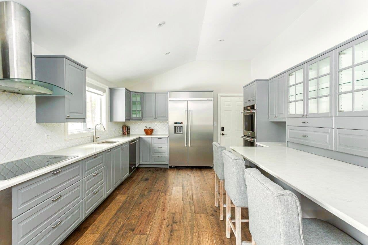 26 Hostein Drive, Hamilton, ON L9G 2S5