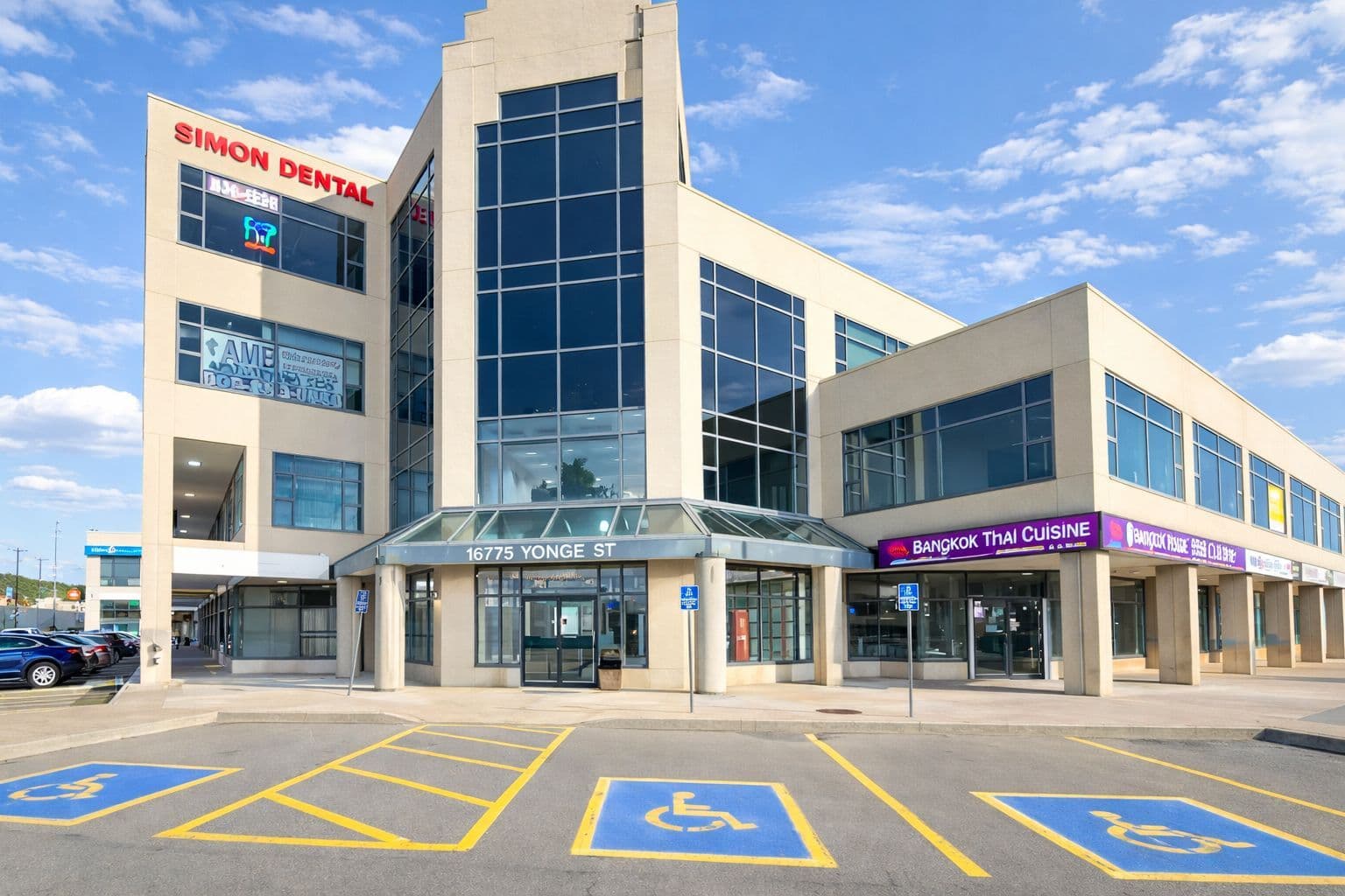 16775 Yonge Street, Newmarket, ON L3Y 8J4