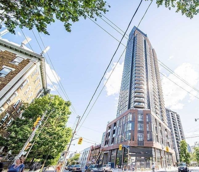 159 Wellesley Street E 1005, Toronto C08, ON M4Y 0H5