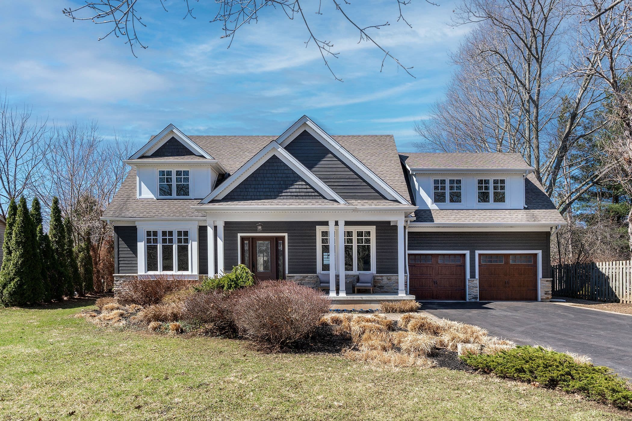 400 Hamilton Drive, Hamilton, ON L9G 2B1