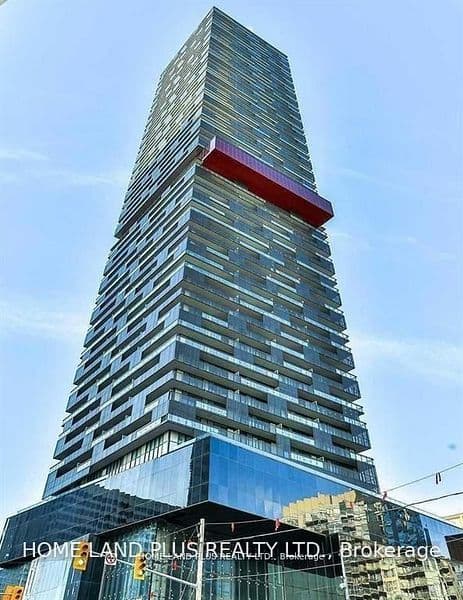 8 Eglinton Avenue E 5512, Toronto C10, ON M4P 0C1