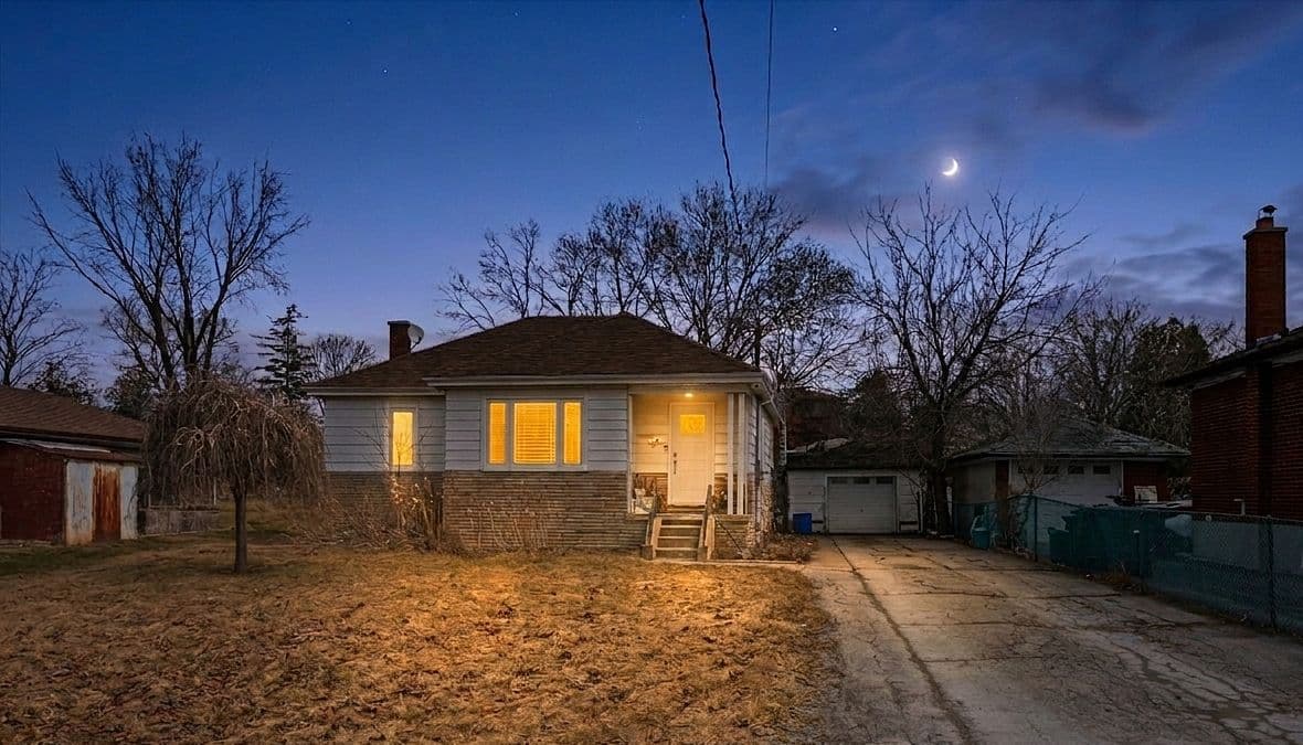 55 Cleta Drive, Toronto E04, ON M1K 3G5