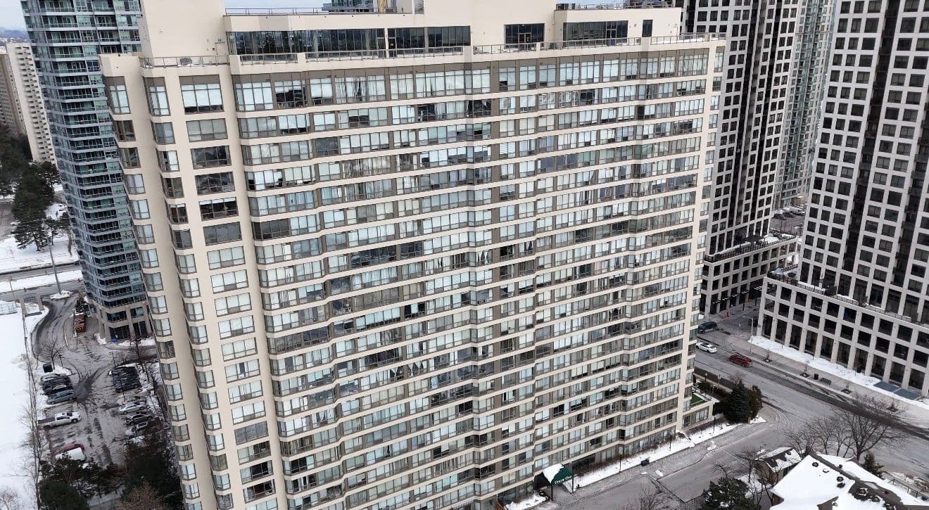 55 Elm Drive W 1901, Mississauga, ON L5B 3Z3