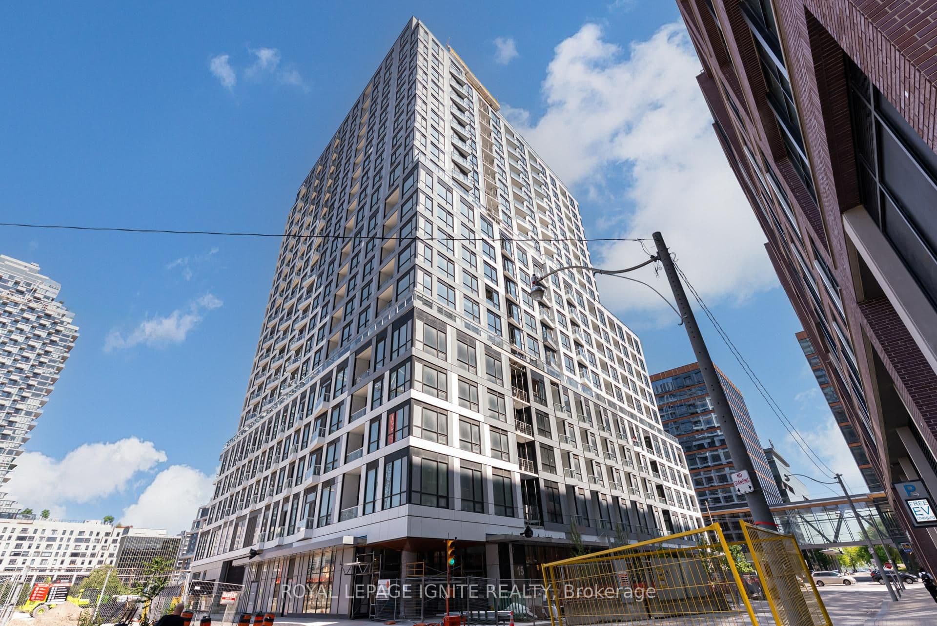 15 Richardson Street 410, Toronto C08, ON M5A 0Y5