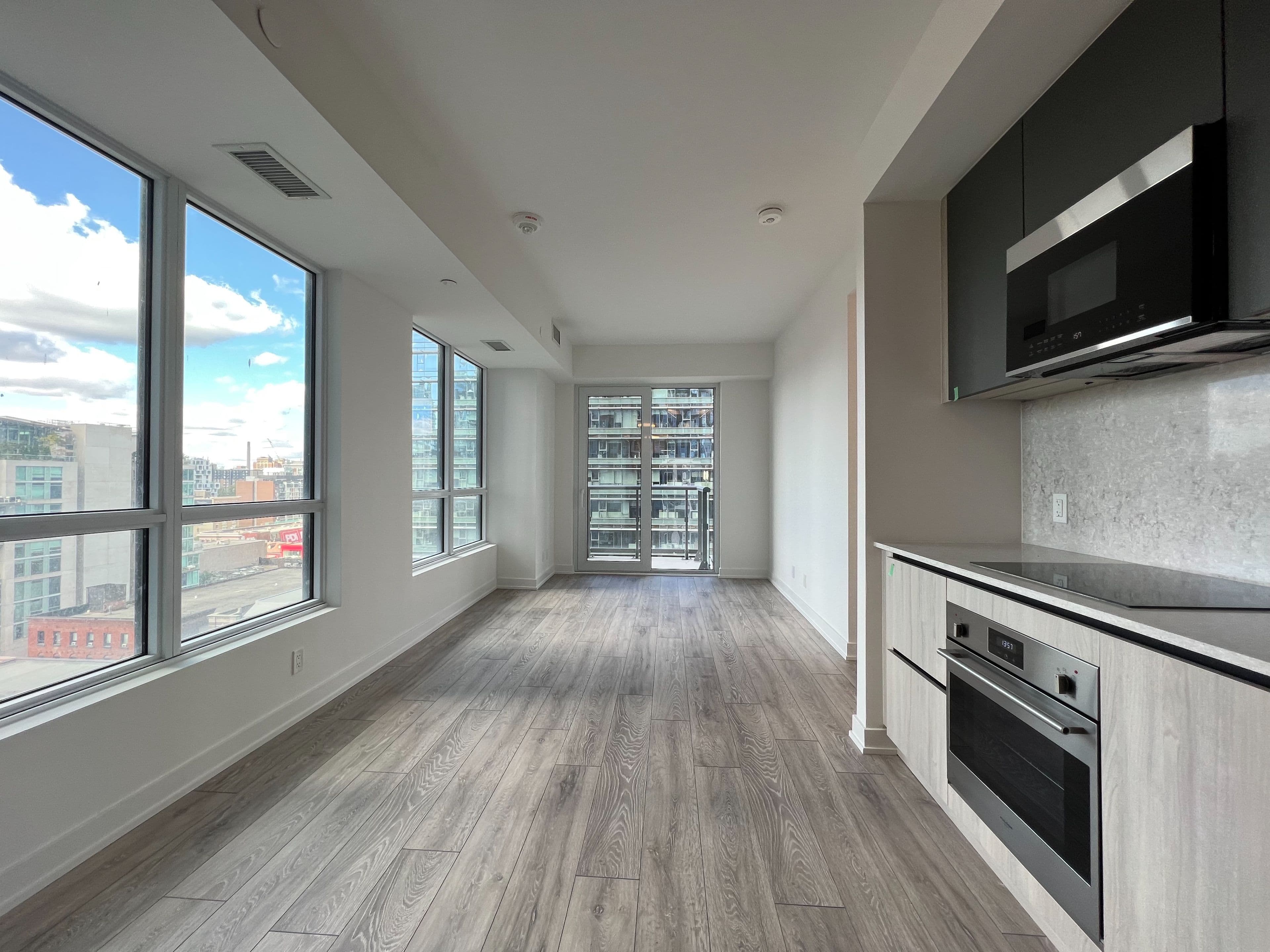 108 Peter Street 1202, Toronto C01, ON M5V 2G7