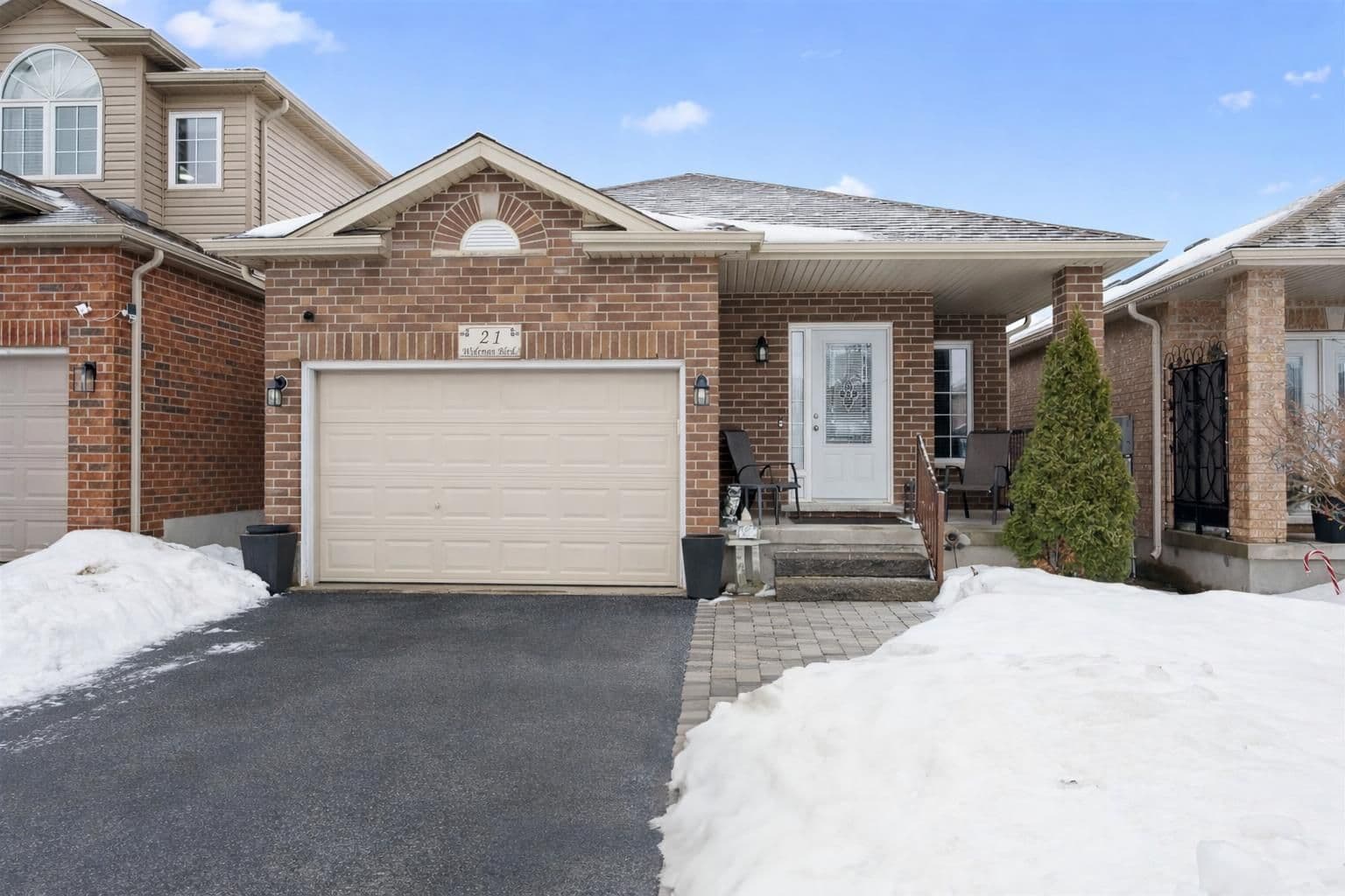 21 Wideman Boulevard, Guelph, ON N1E 0J2