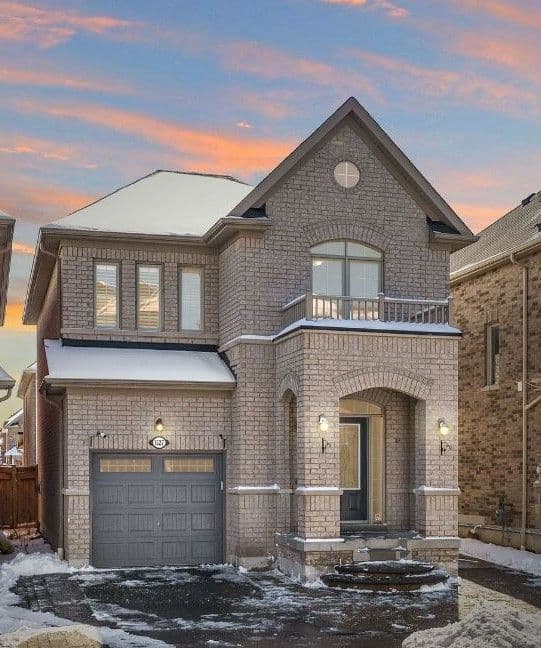 1527 Winville Road, Pickering, ON L1X 0B8