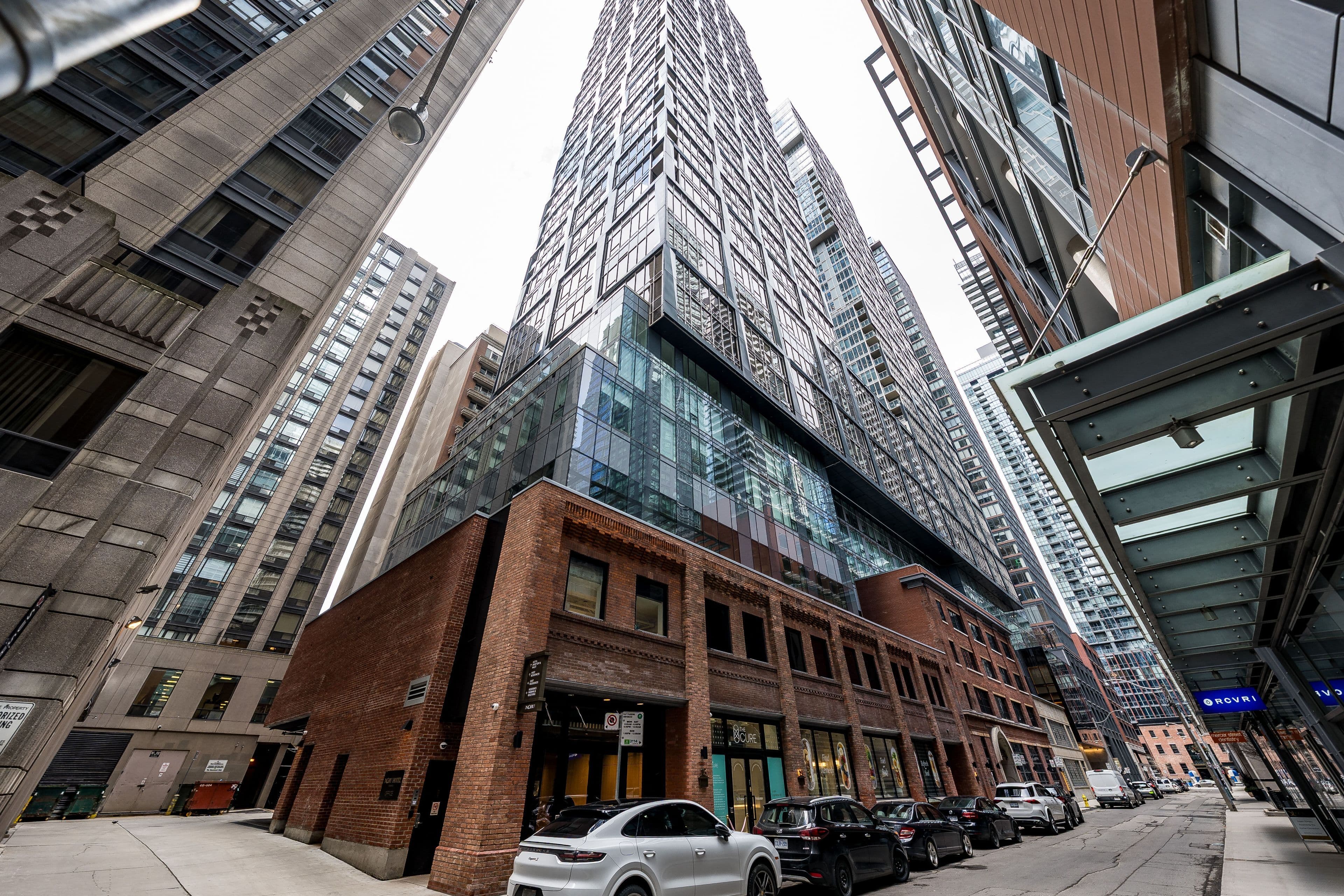 15 Mercer Street 3504, Toronto C01, ON M5V 1H2