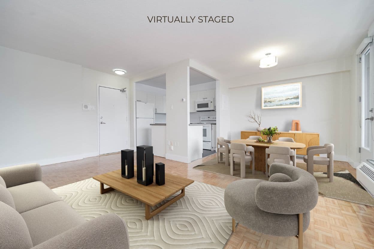 666 Spadina Avenue 2411, Toronto C01, ON M5S 2H8