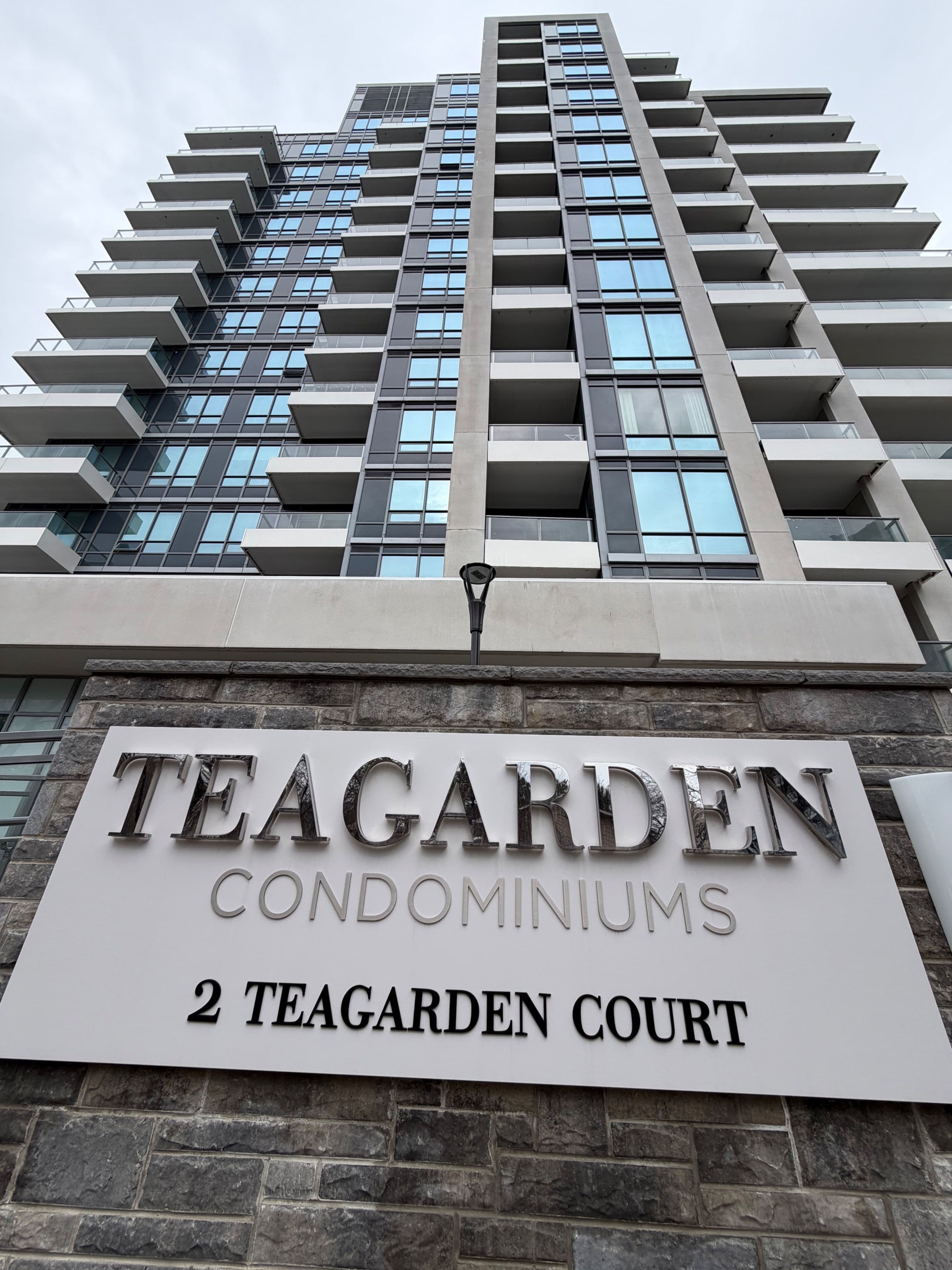2 Teagarden Court 1101, Toronto C14, ON M2N 5Z9