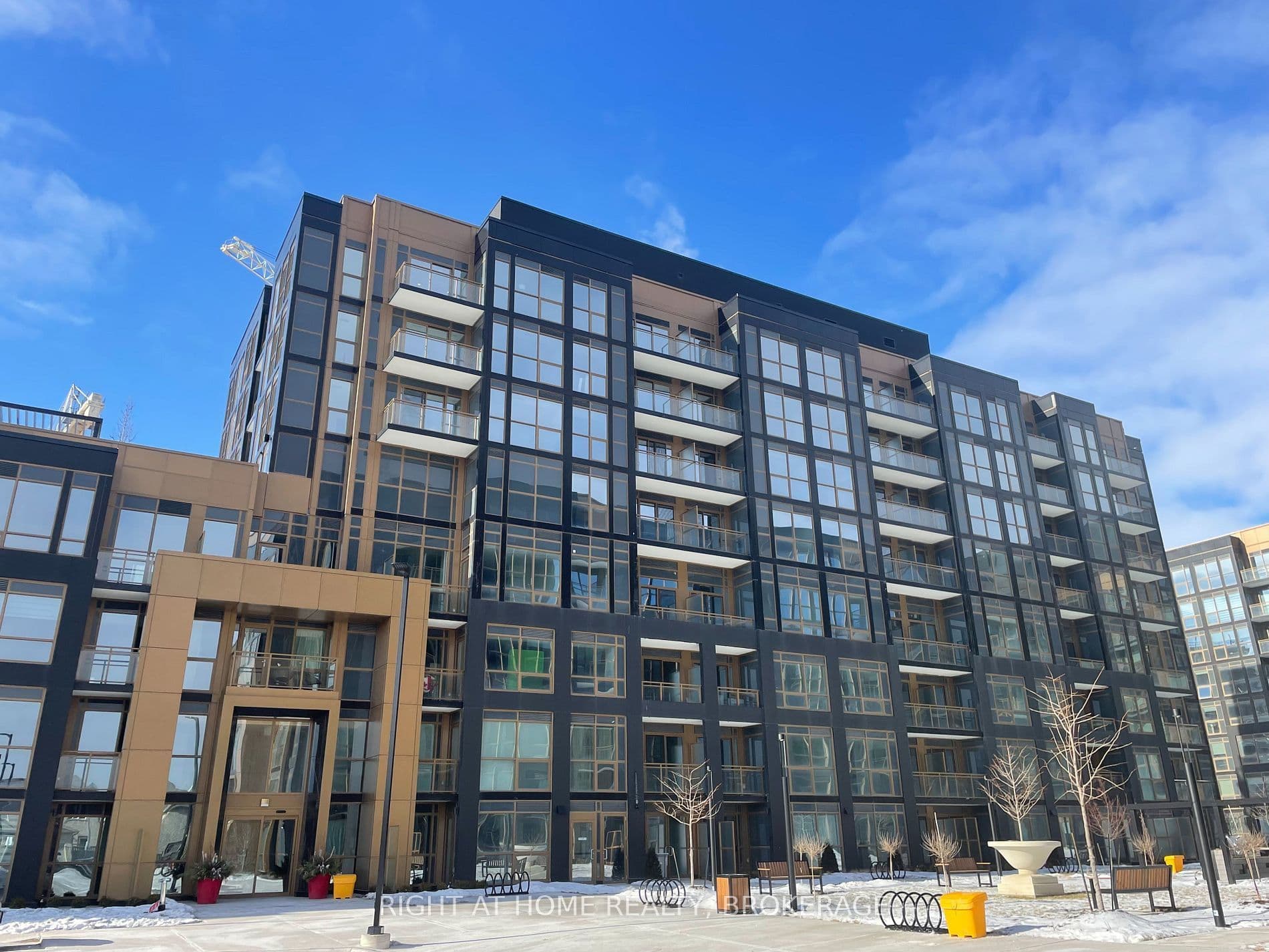 2333 Khalsa Gate 715, Oakville, ON L6M 5R6