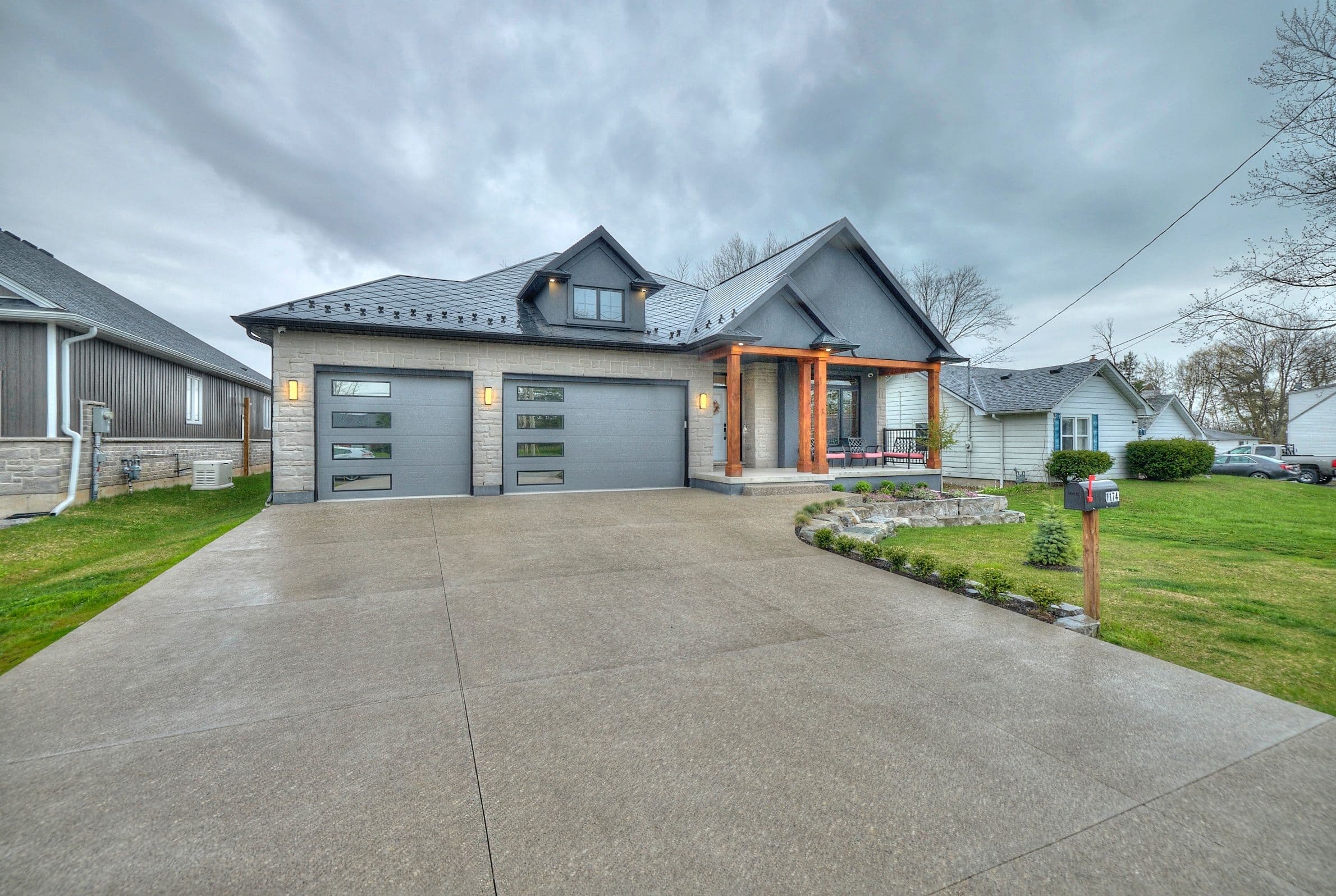 1174 Spears Road, Fort Erie, ON L2A 4N1