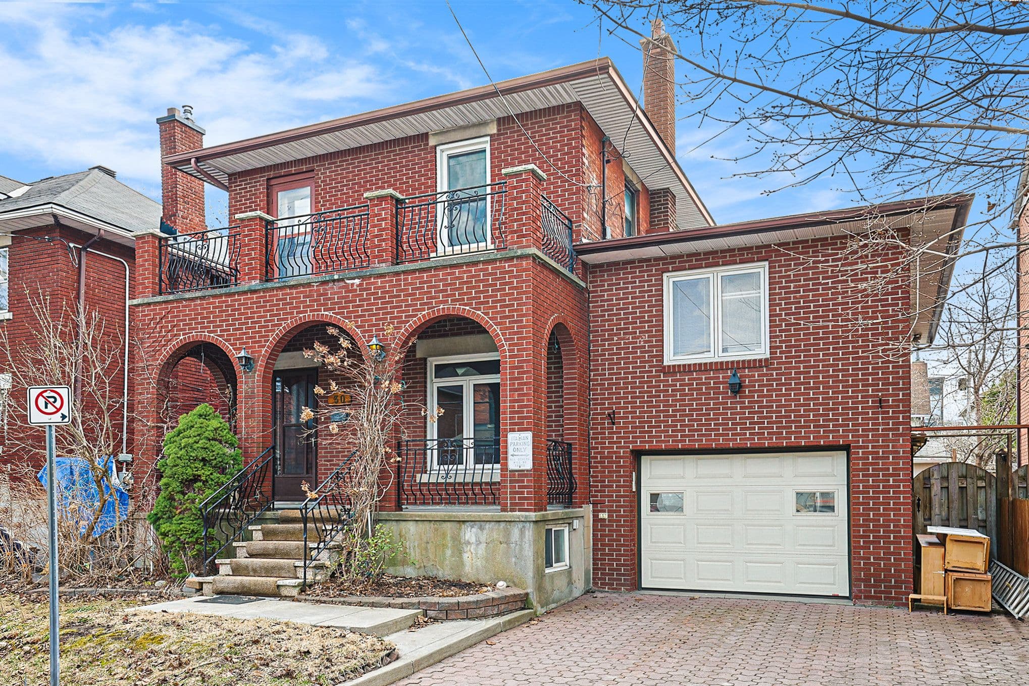 30 Foster Street, West Centre Town, ON K1Y 3J4