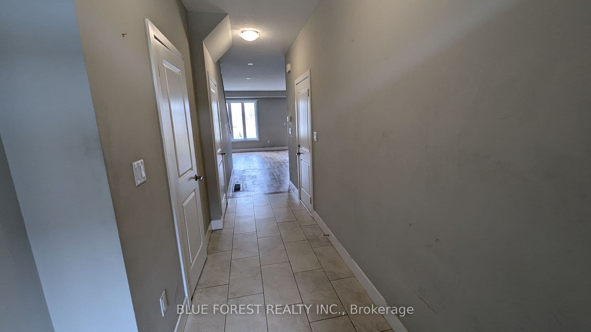 705 Chelton Road, London South, ON N6M 0J1