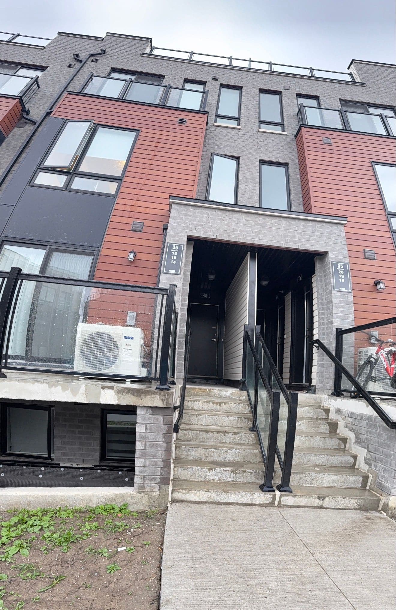 35 Priya Lane 16, Toronto E11, ON M1B 0E8