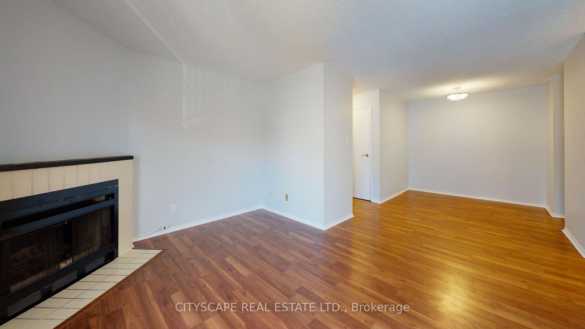 1450 Glen Abbey Gate 922, Oakville, ON L6M 2V7