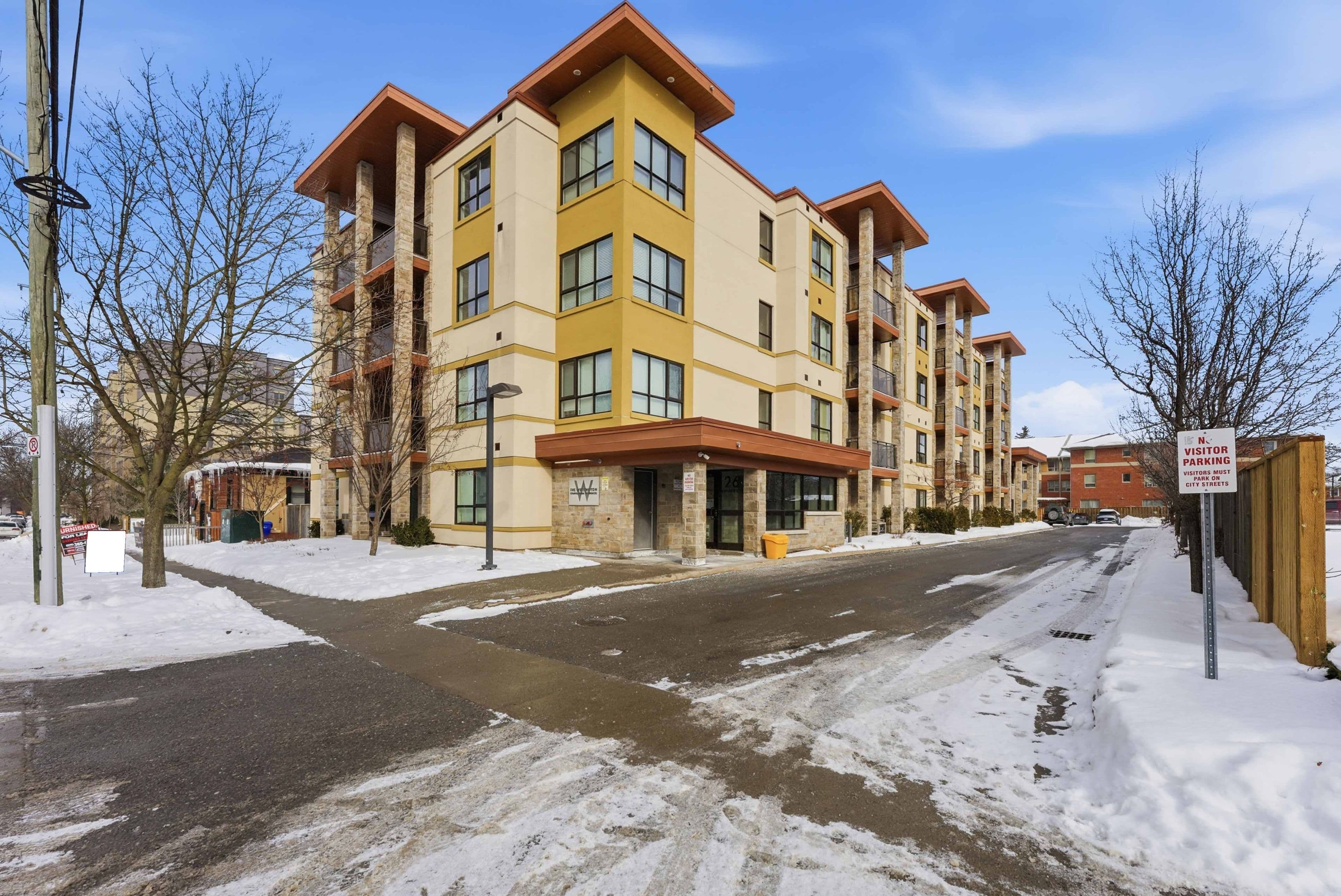 26 Wellington Street 404, St. Catharines, ON L2R 5P8