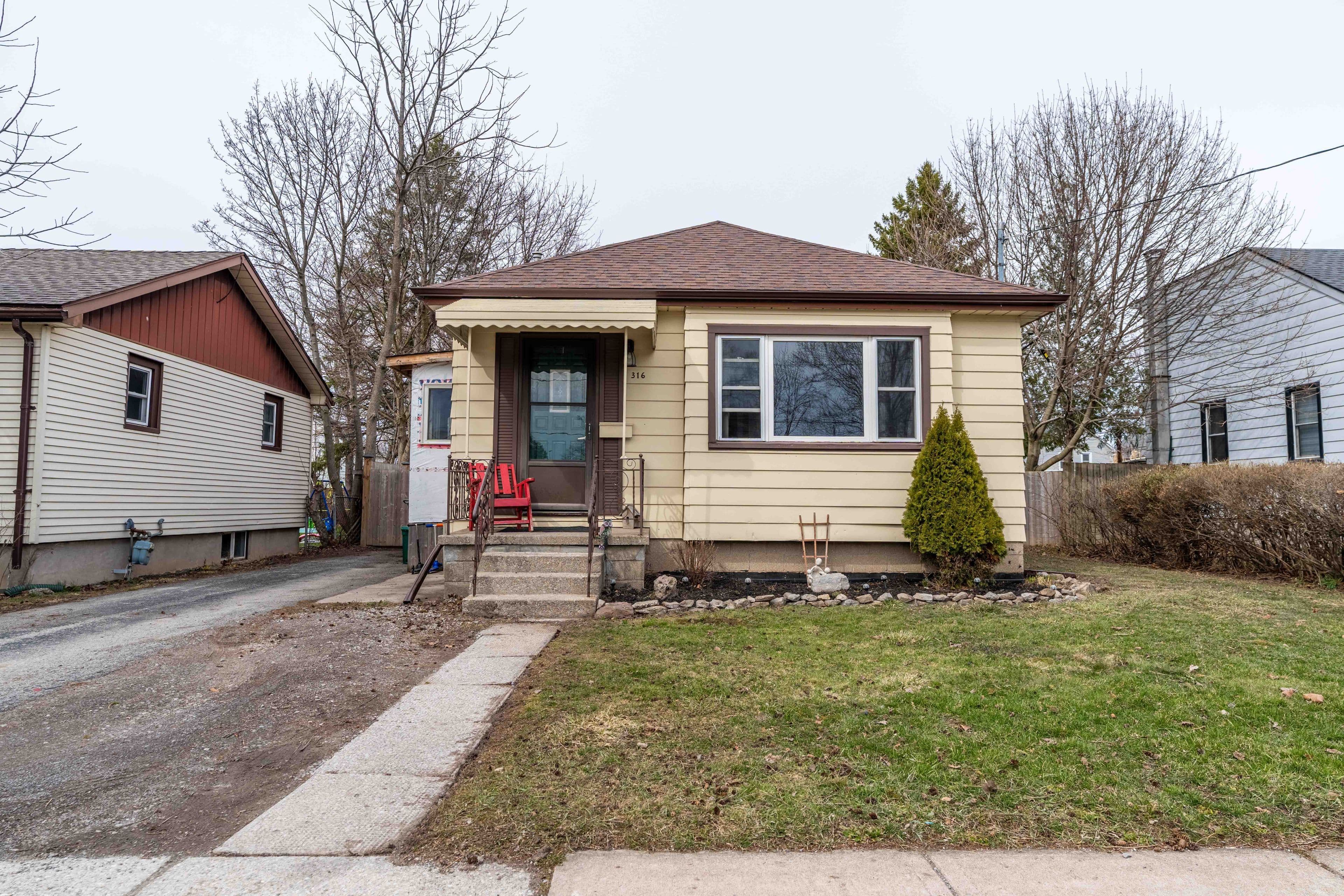 316 Dufferin Street, Fort Erie, ON L2A 2T9