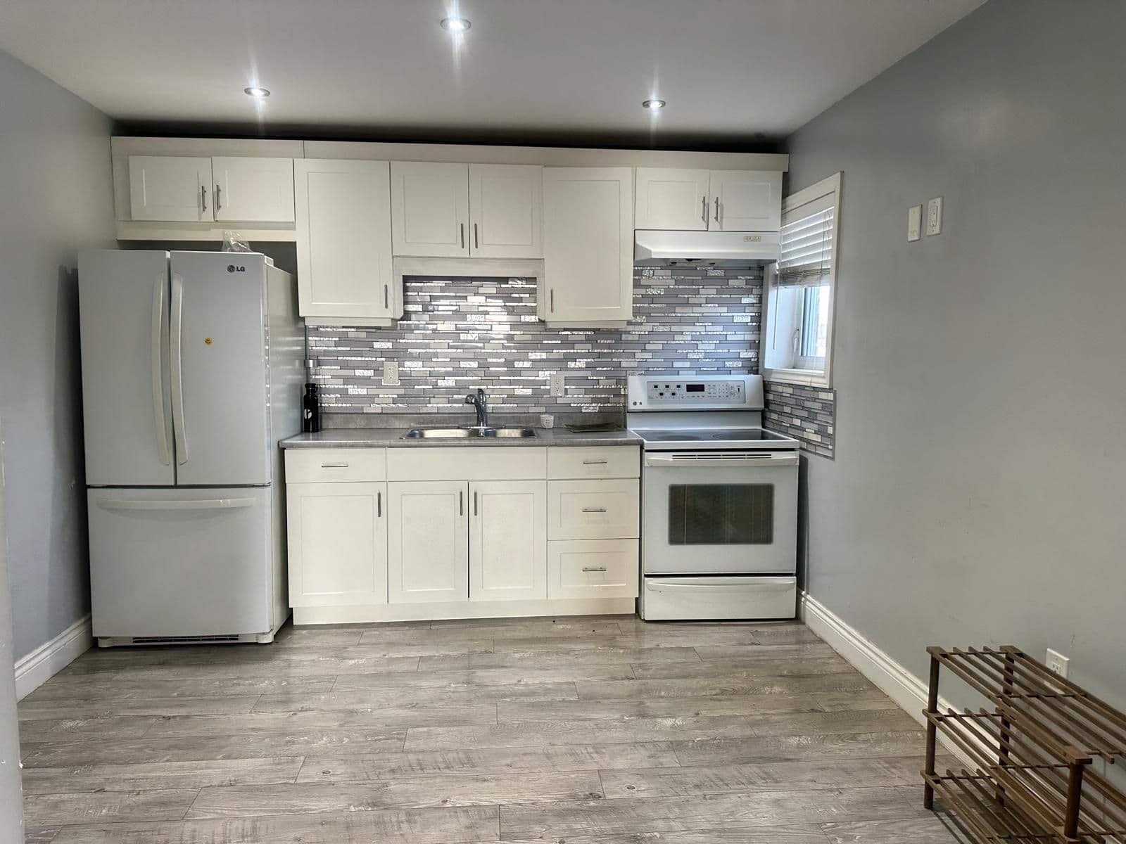 63 Wallis Crescent, Toronto W10, ON M9V 4K2