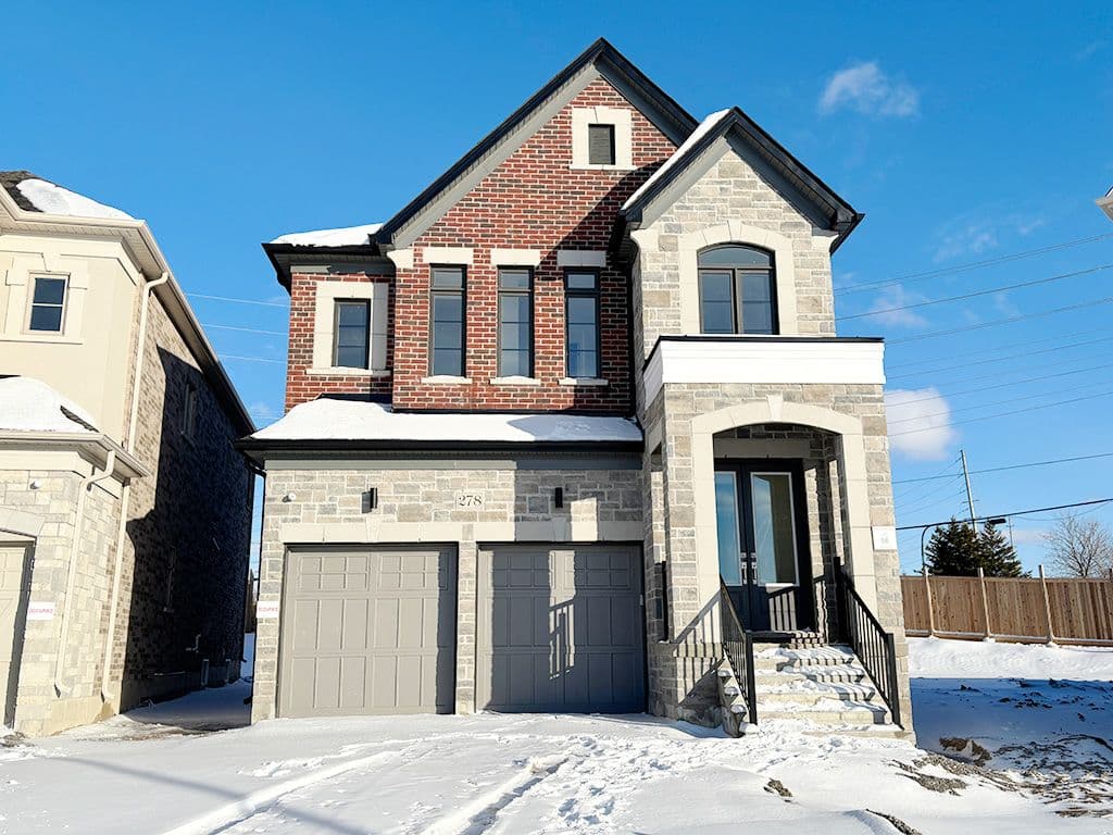278 Archerhill Circle, Aurora, ON L4G 4E2