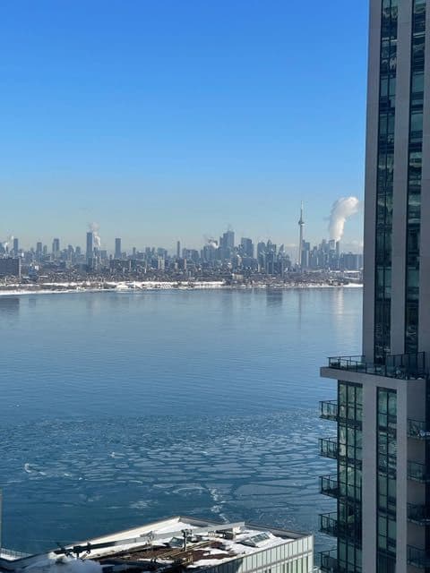 70 Annie Graig Drive 2903, Toronto W06, ON M8V 0C4