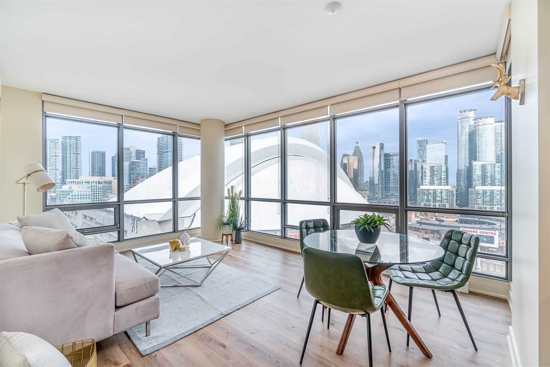 5 Mariner Terrace 2210, Toronto C01, ON M5V 3V6