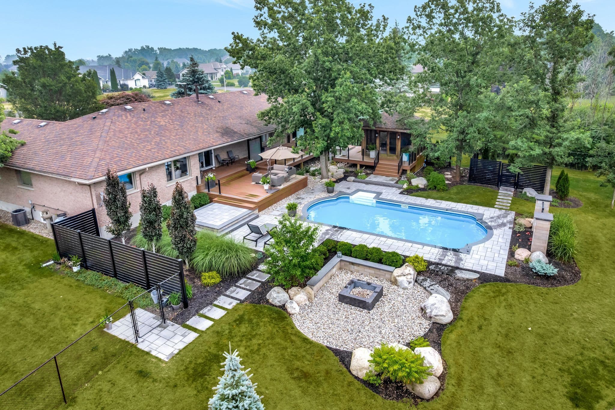 100 Bay Breeze Street, Prince Edward County, ON K8N 0L4