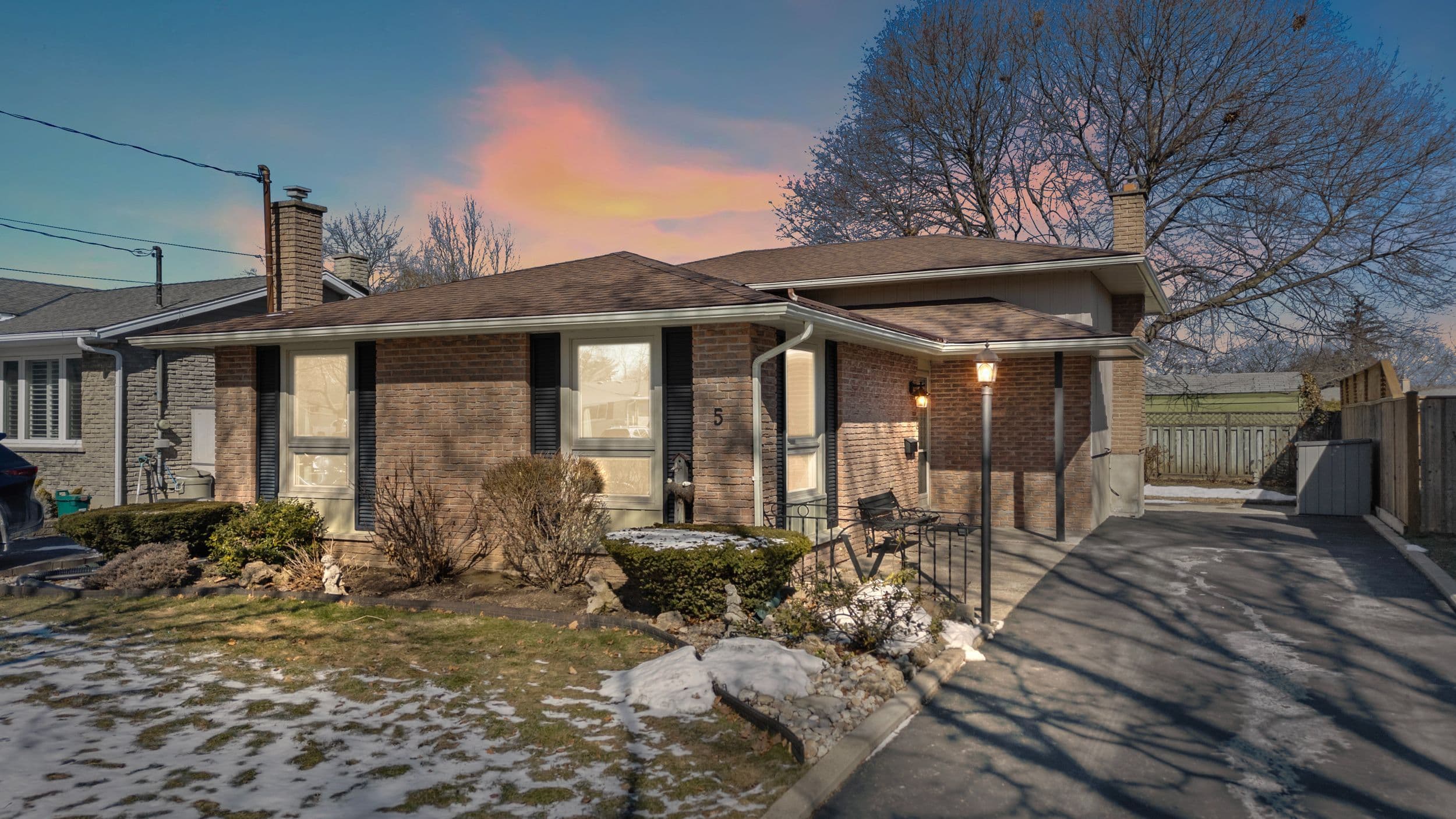 5 Sheridan Drive, St. Catharines, ON L2M 6N8