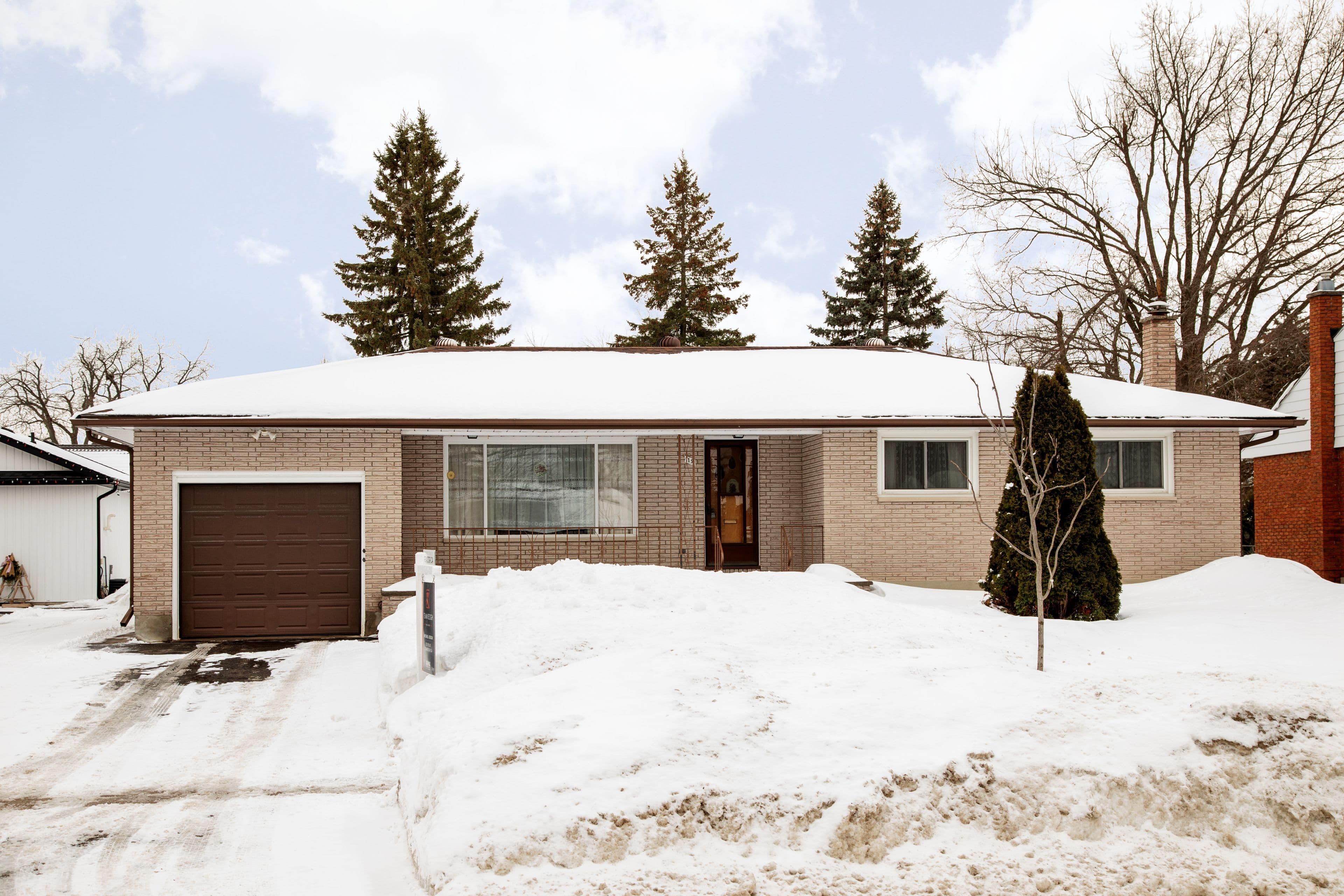 19 Steel Street, Barrie, ON L4M 2E6