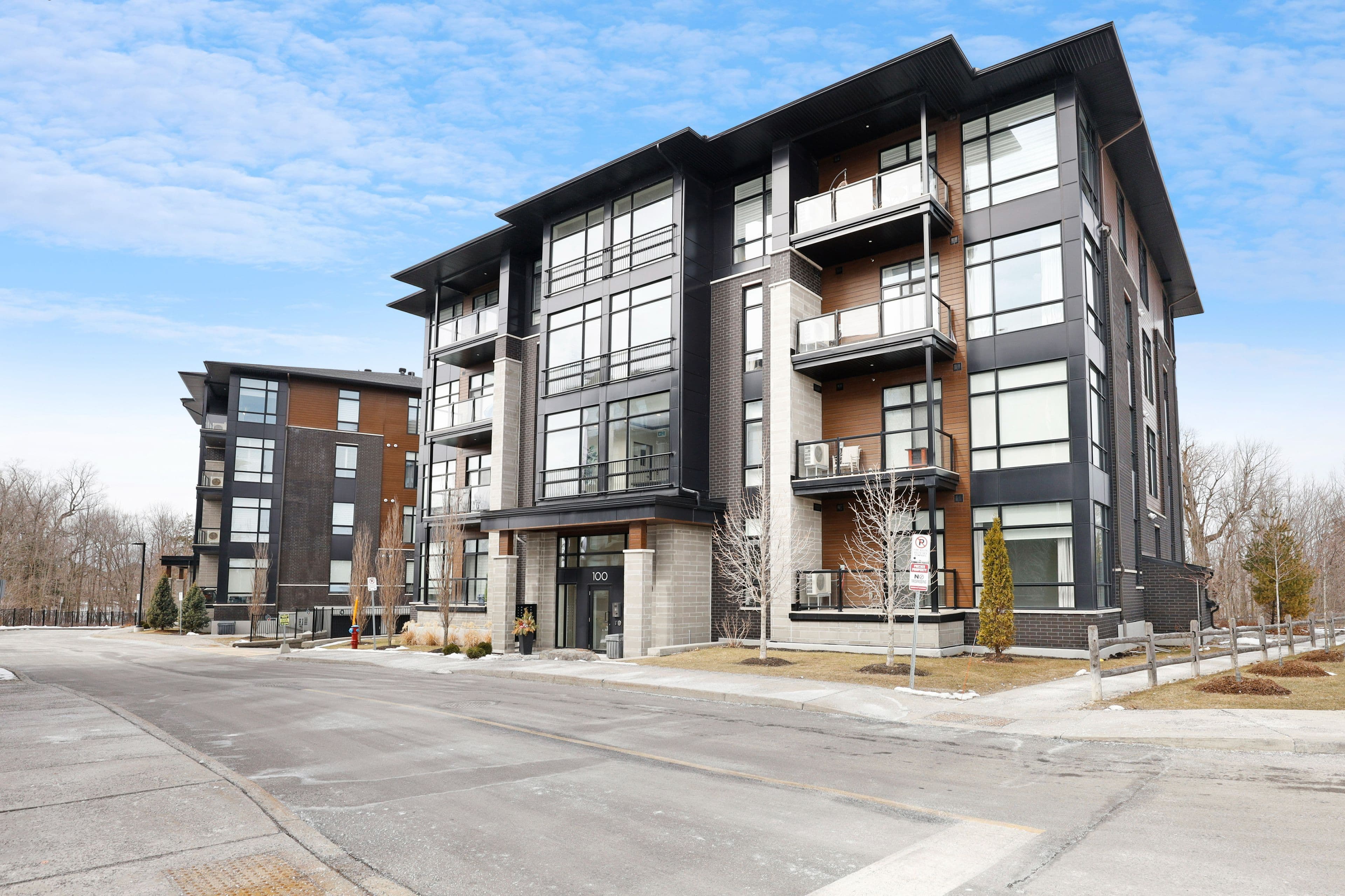 100 Cortile Private 403, Blossom Park - Airport and Area, ON K1V 2S8