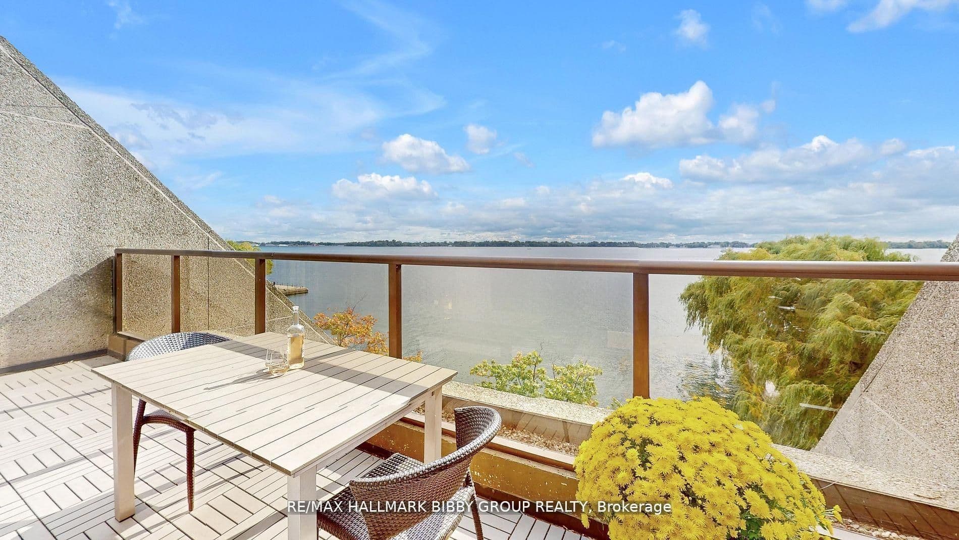 99 Harbour Square 613, Toronto C01, ON M5J 2H2