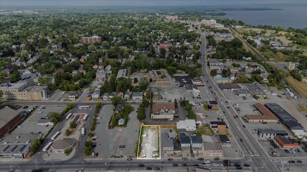 155 Pinnacle Street, Belleville, ON K8N 3A5