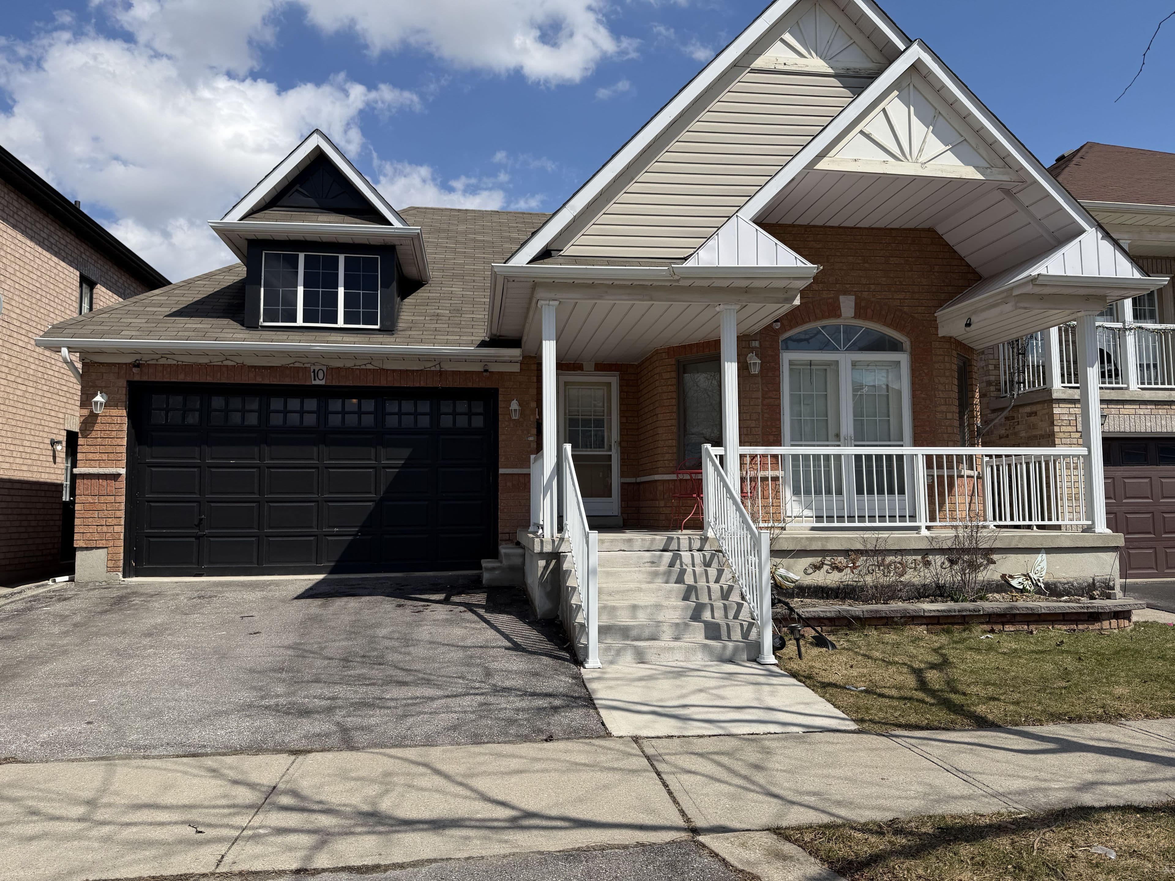 10 Sheldon Drive Bsmt, Ajax, ON L1T 4K7