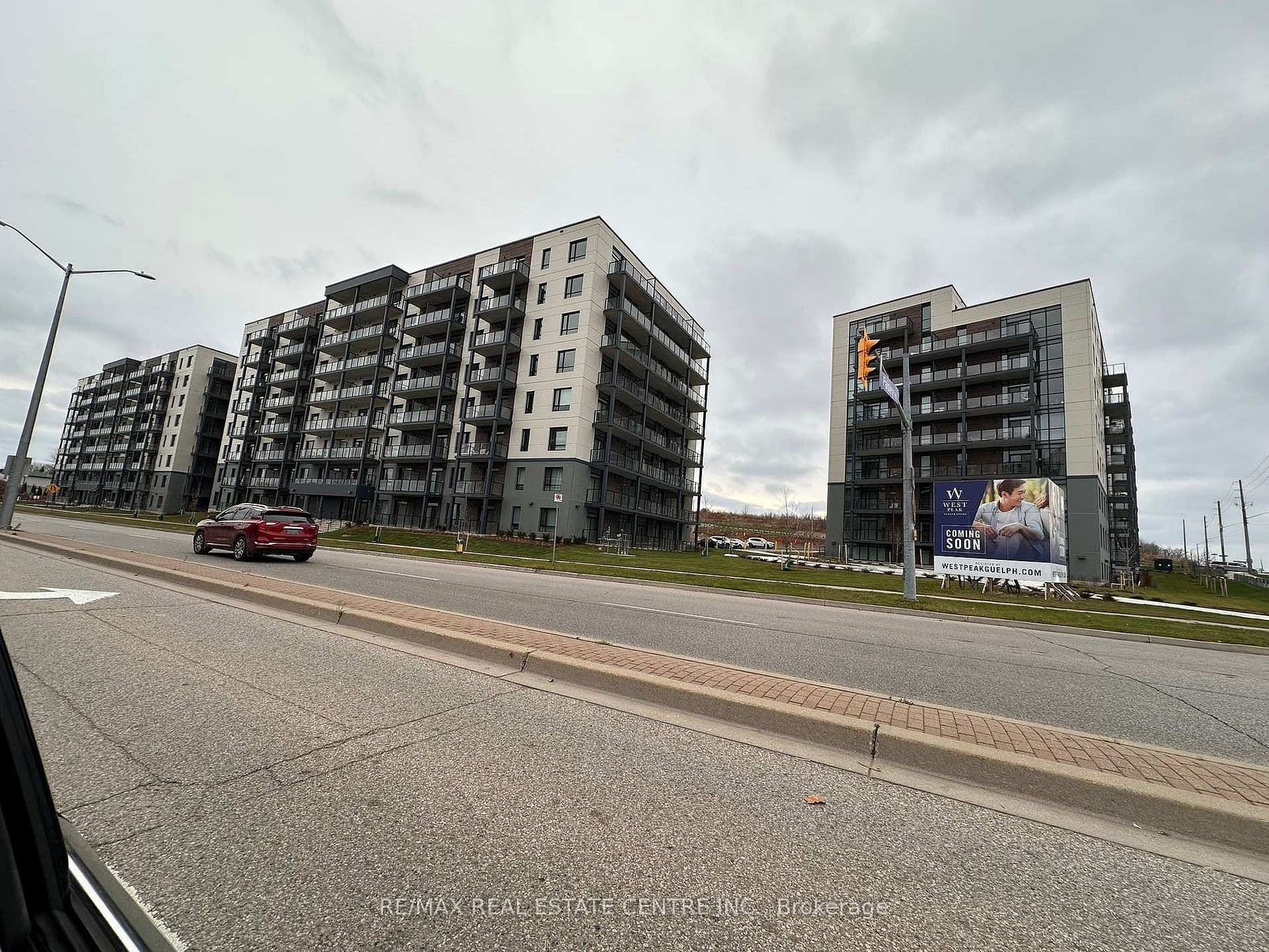 181 Elmira Road 101, Guelph, ON N1K 1R2