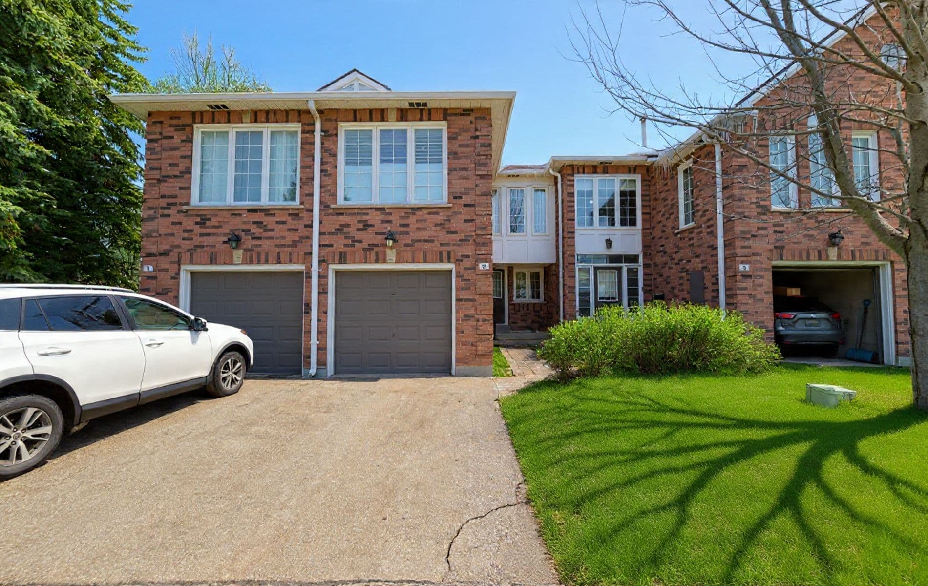 3 Lancewood Crescent, Brampton, ON L6S 5Y6