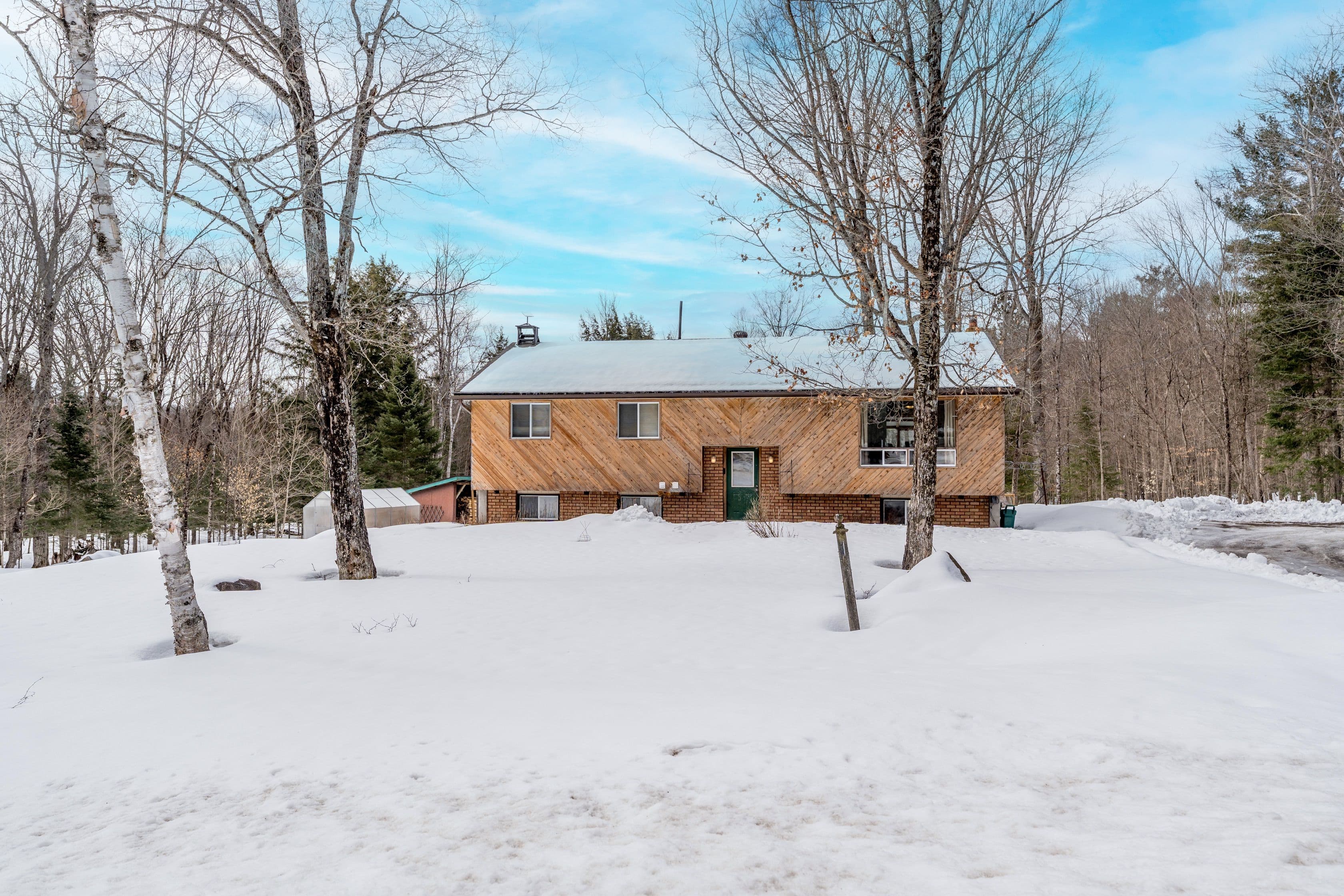 1357 Ravenscliffe Road, Huntsville, ON P1H 2N5