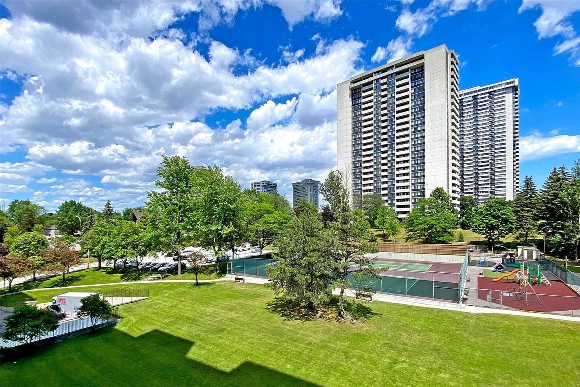 177 Linus Road 501, Toronto C15, ON M2J 4S5