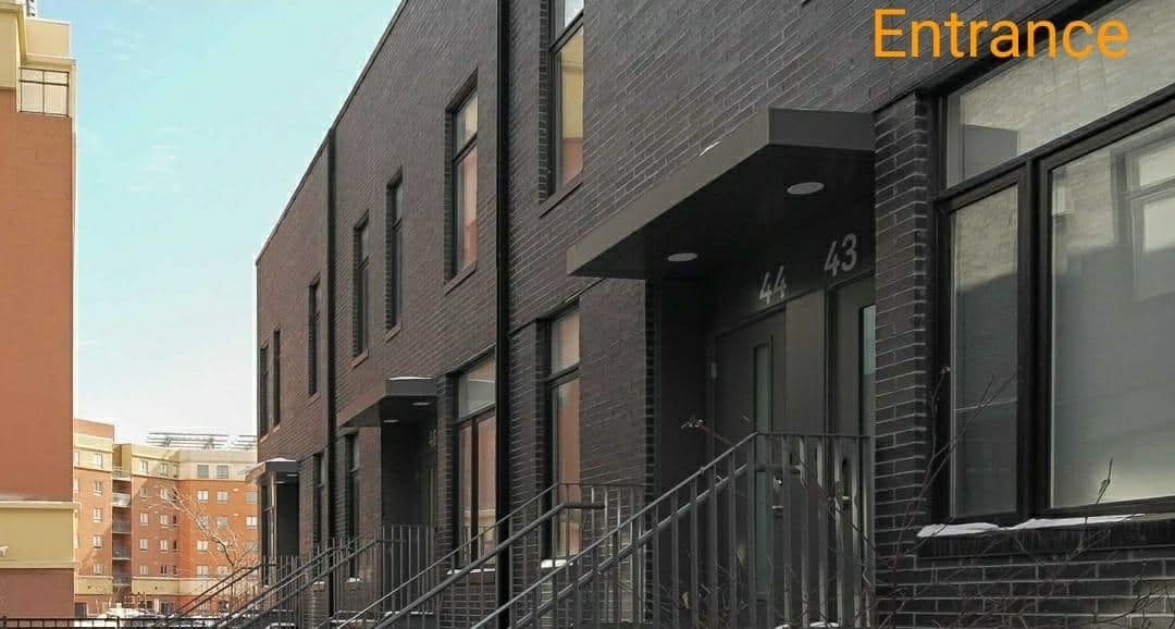 1740 Simcoe Street N 43, Oshawa, ON L1G 0C3