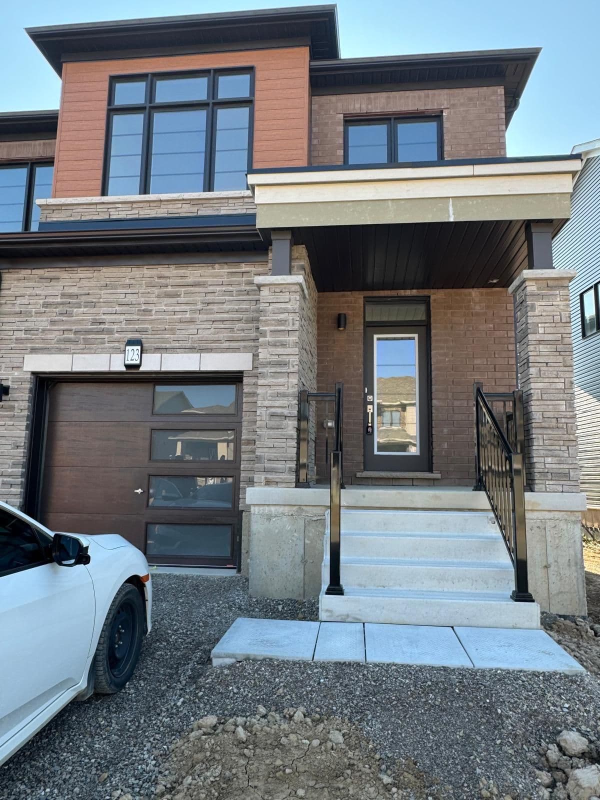 123 Granville Crescent, Haldimand, ON N3W 0J8