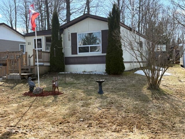 21 Maple Grove Village Road, Southgate, ON N0C 1B0