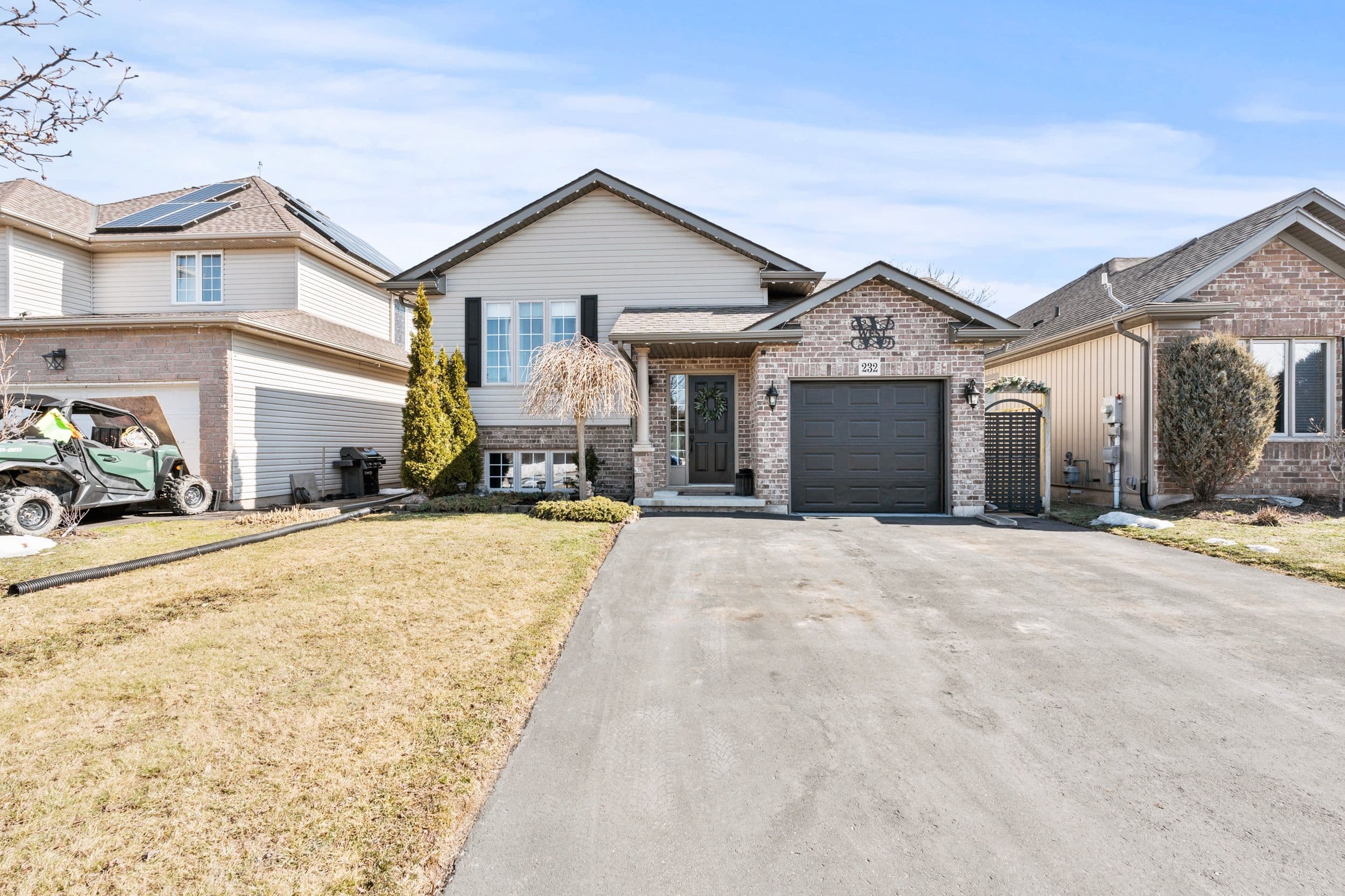 232 Regatta Drive, Welland, ON L3B 6E8