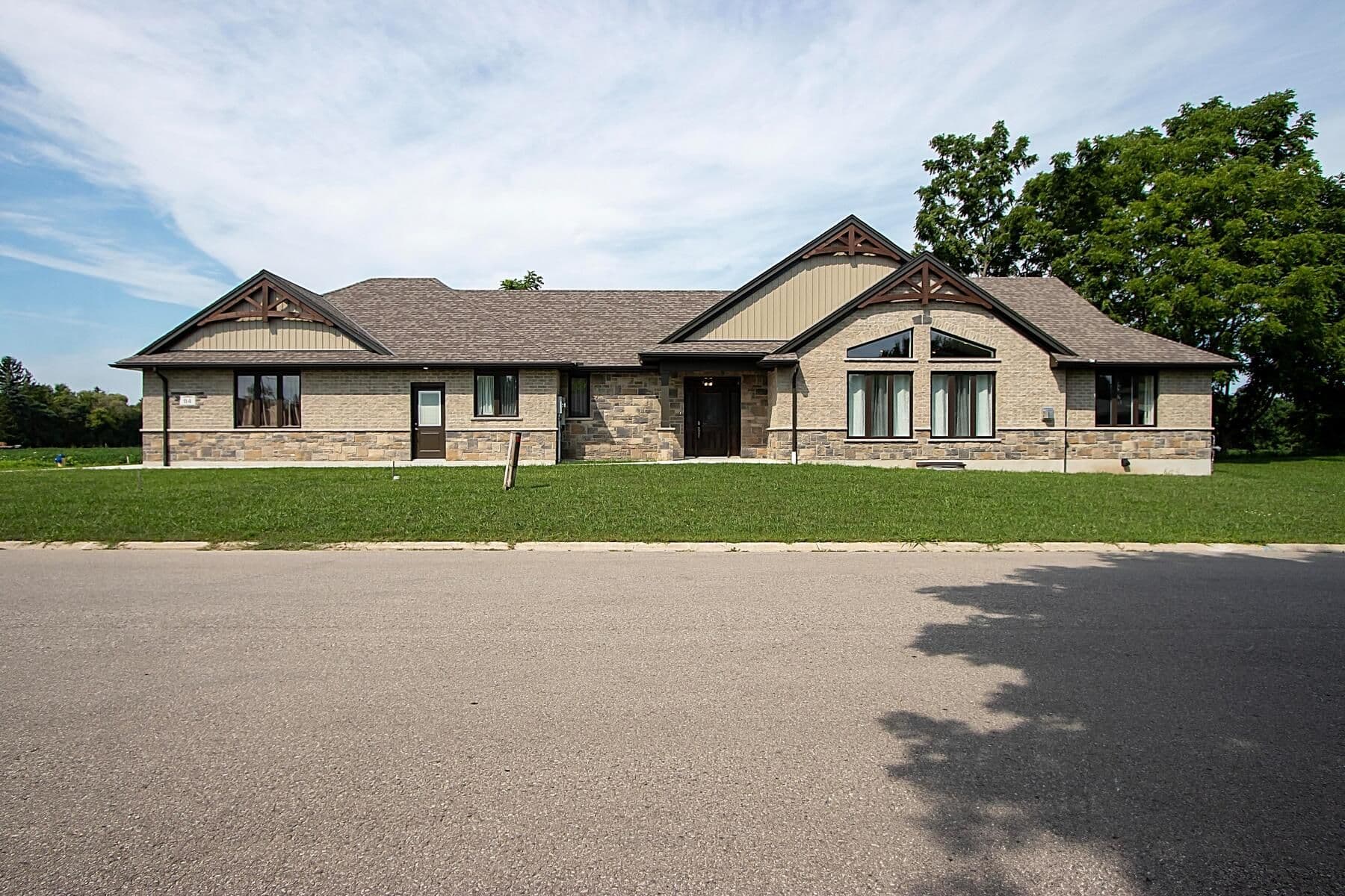 114 Barons Court, Central Elgin, ON N0L 1B0