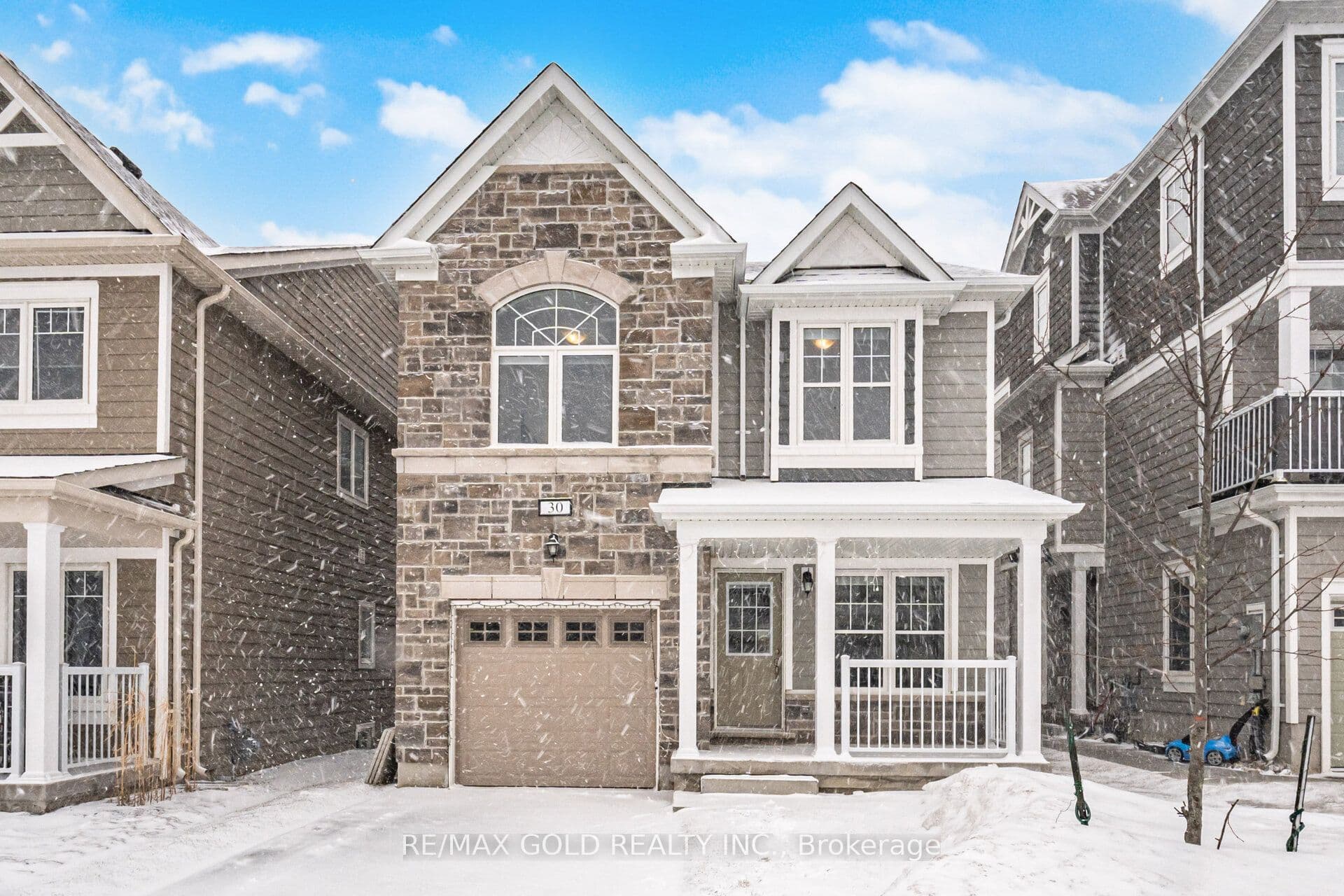 30 Hills Thistle Drive, Wasaga Beach, ON L9E 0J3