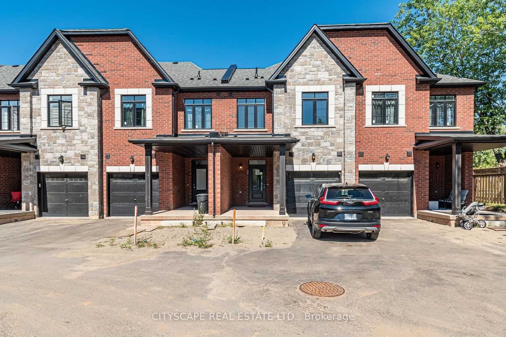 5228 Pinedale Drive, Burlington, ON L7L 0J9